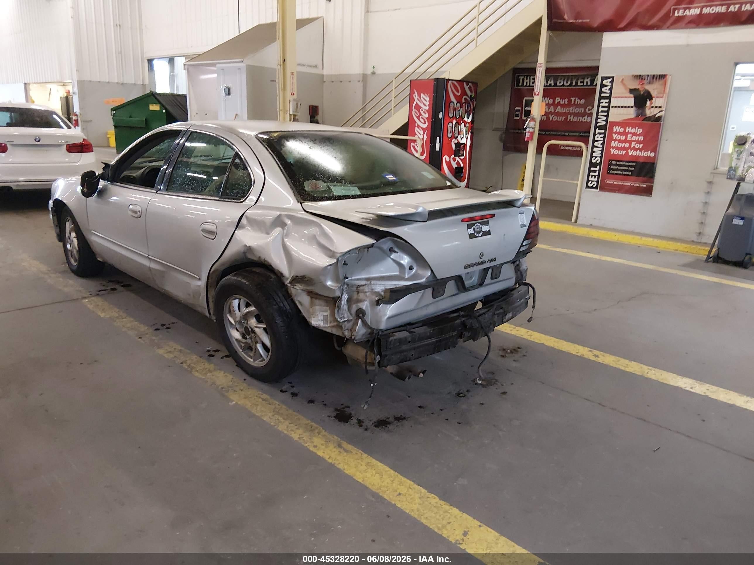 2004 Pontiac Grand Am Se1 Silver vin: 1G2NF52E44M596338