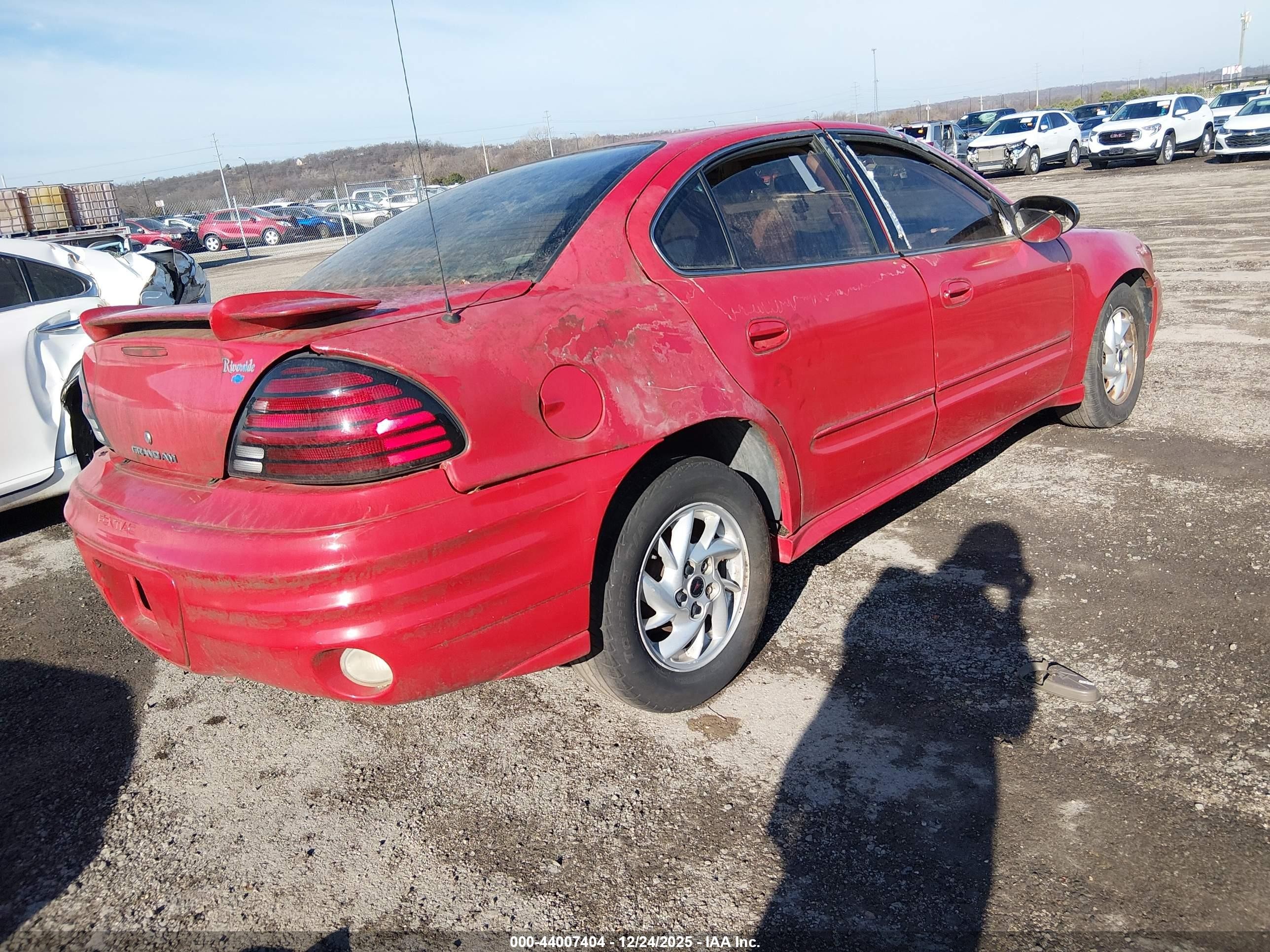 2004 Pontiac Grand Am Se1 Red vin: 1G2NF52E54C254516