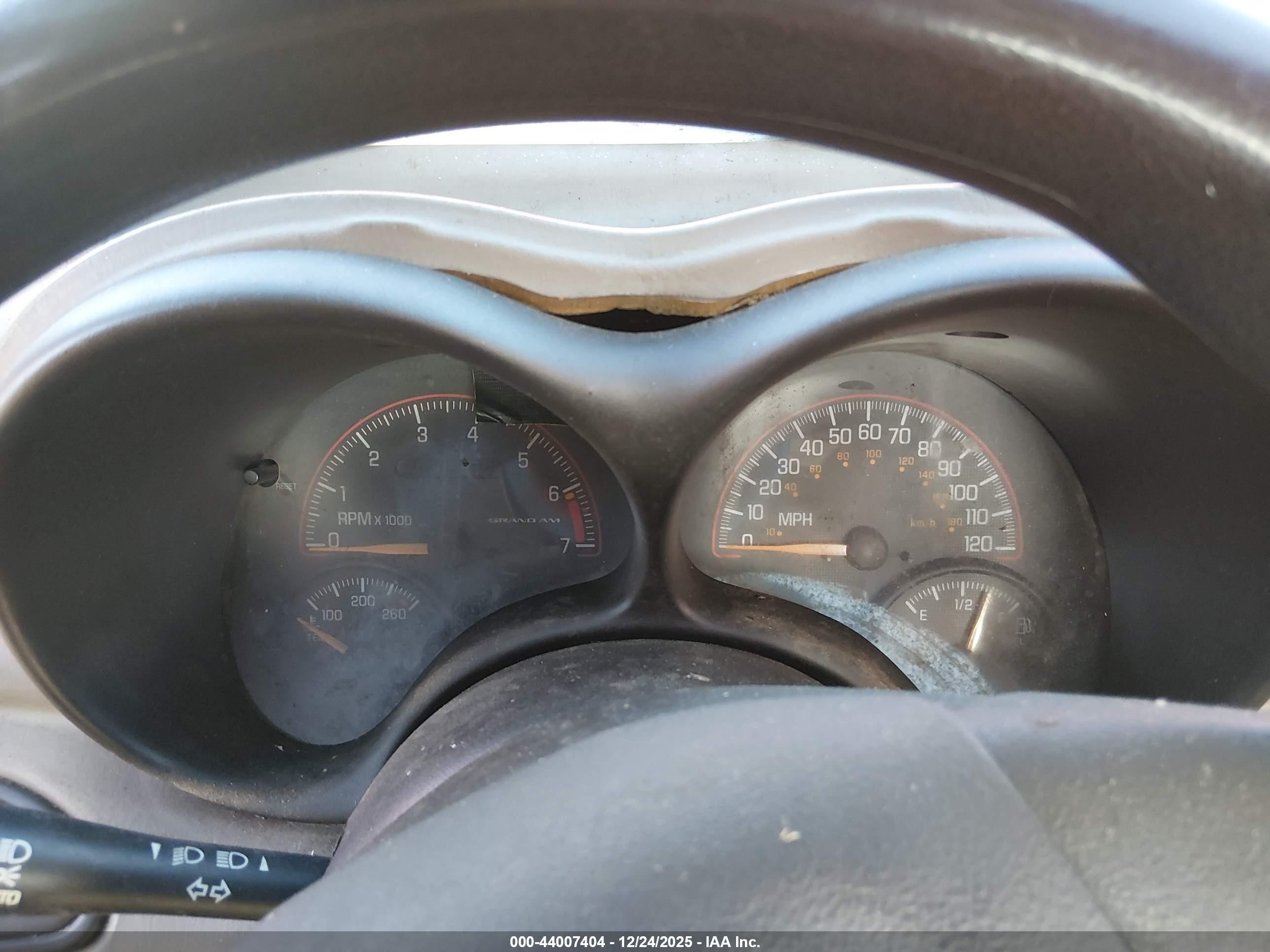 2004 Pontiac Grand Am Se1 Red vin: 1G2NF52E54C254516