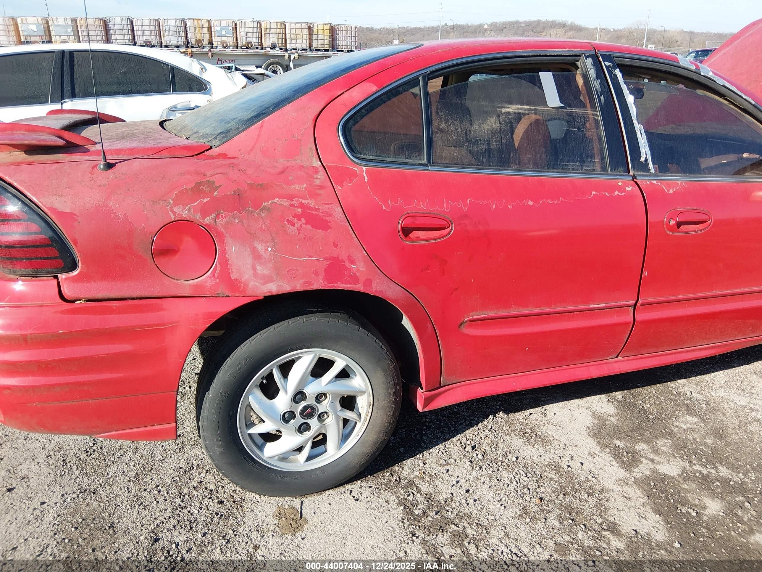2004 Pontiac Grand Am Se1 Red vin: 1G2NF52E54C254516