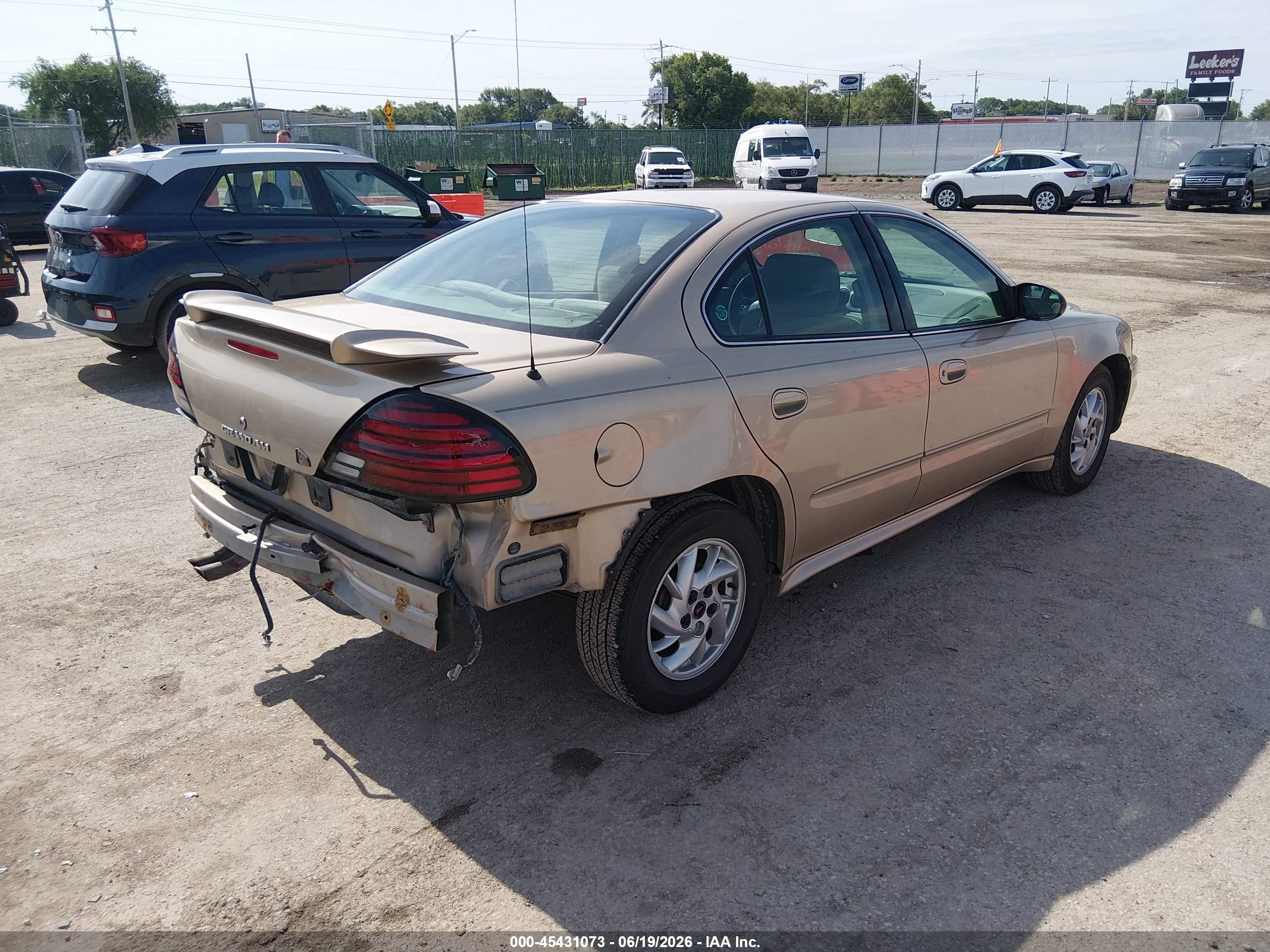 2004 Pontiac Grand Am Se1 Beige vin: 1G2NF52E64C238938