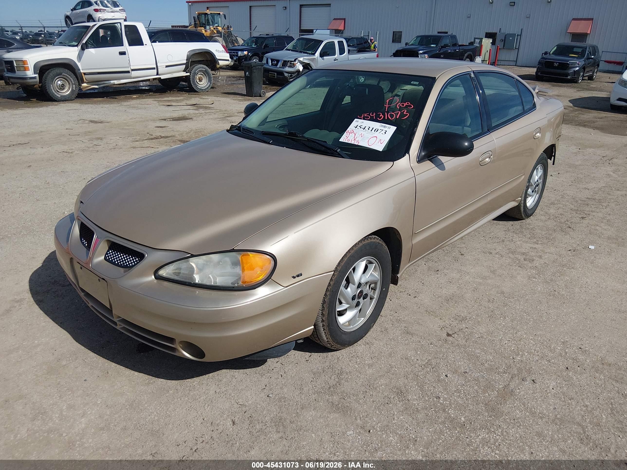 2004 Pontiac Grand Am Se1 Beige vin: 1G2NF52E64C238938