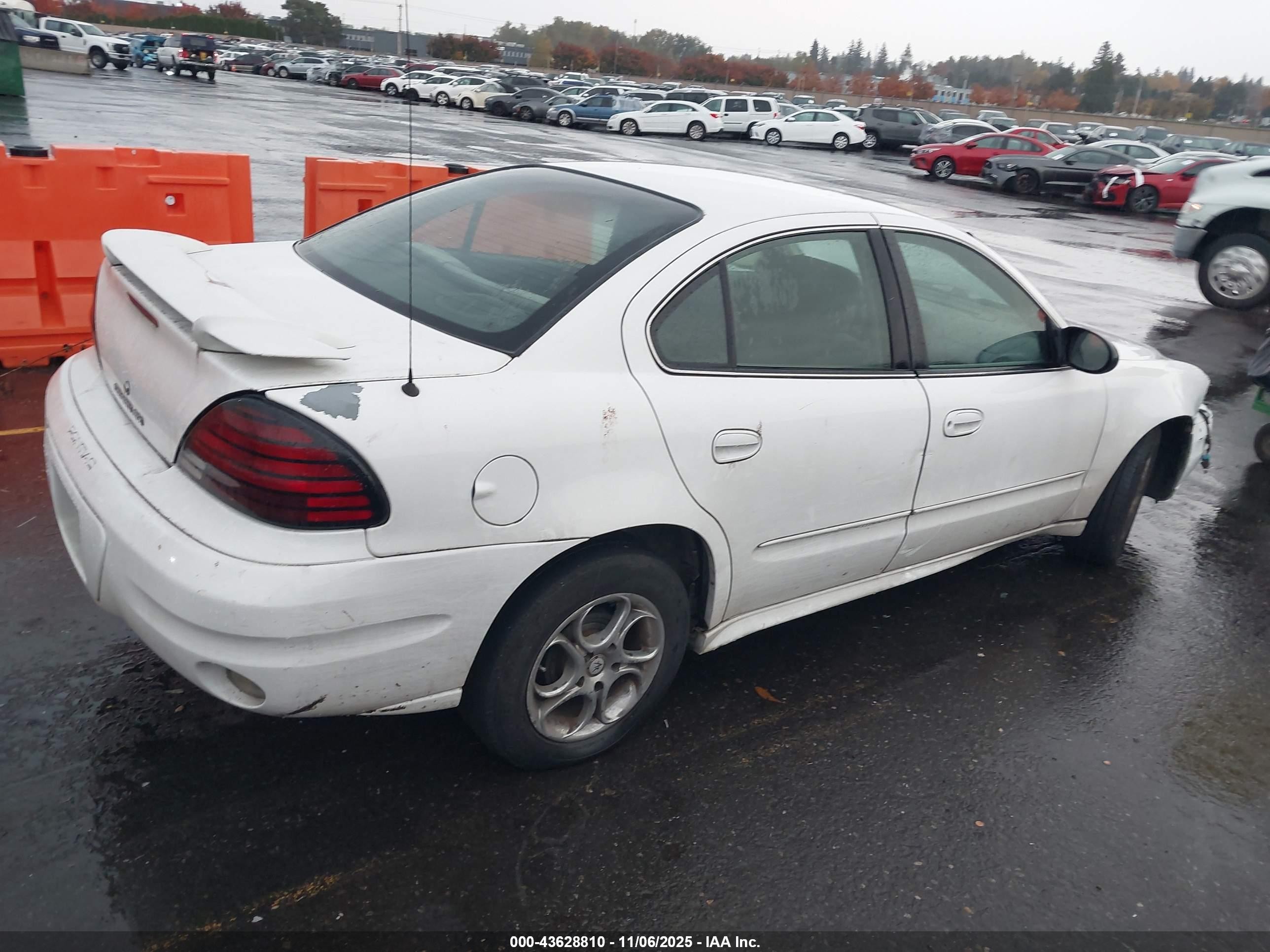 2004 Pontiac Grand Am Se1 White vin: 1G2NF52E84C146911