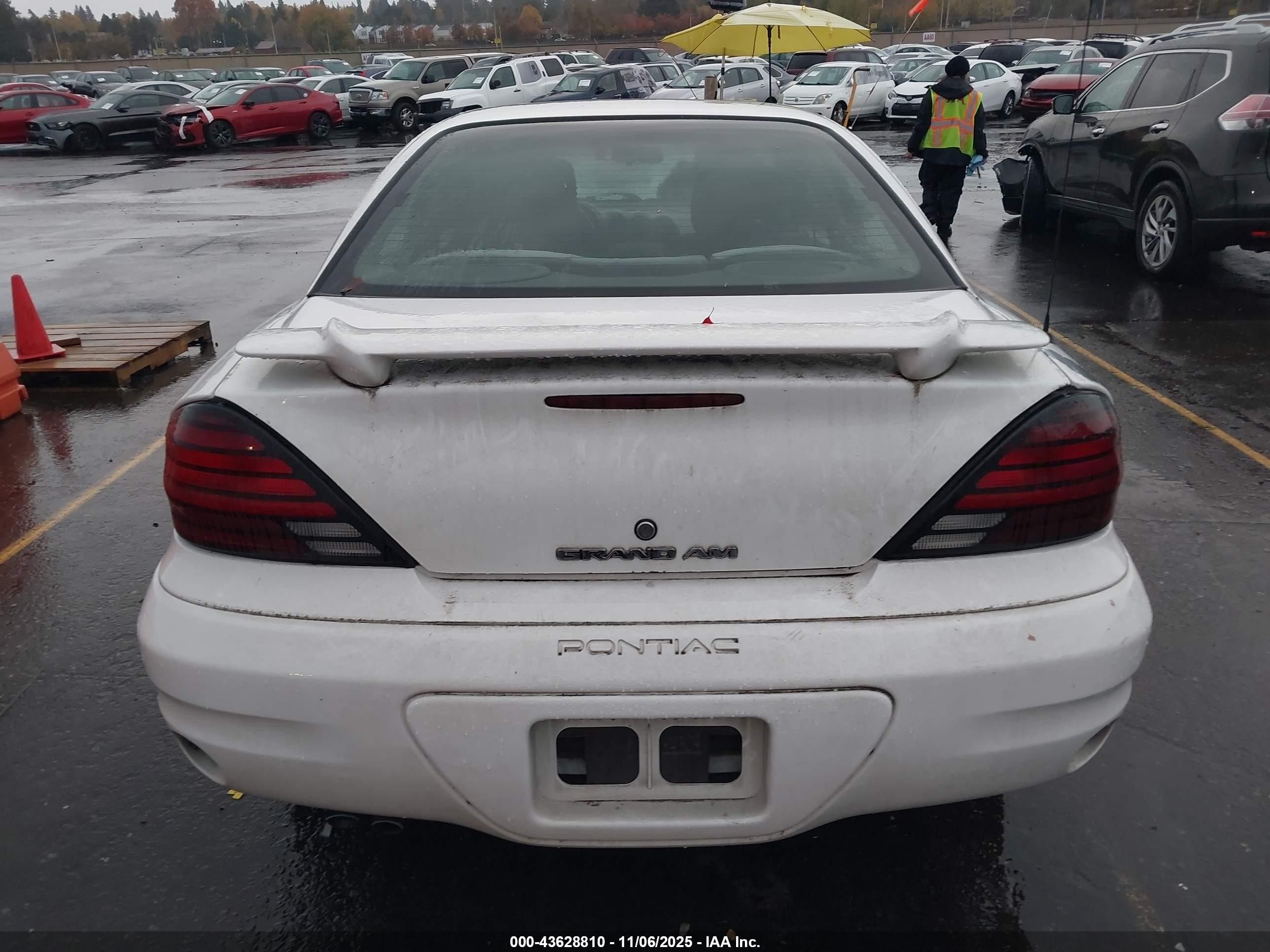 2004 Pontiac Grand Am Se1 White vin: 1G2NF52E84C146911