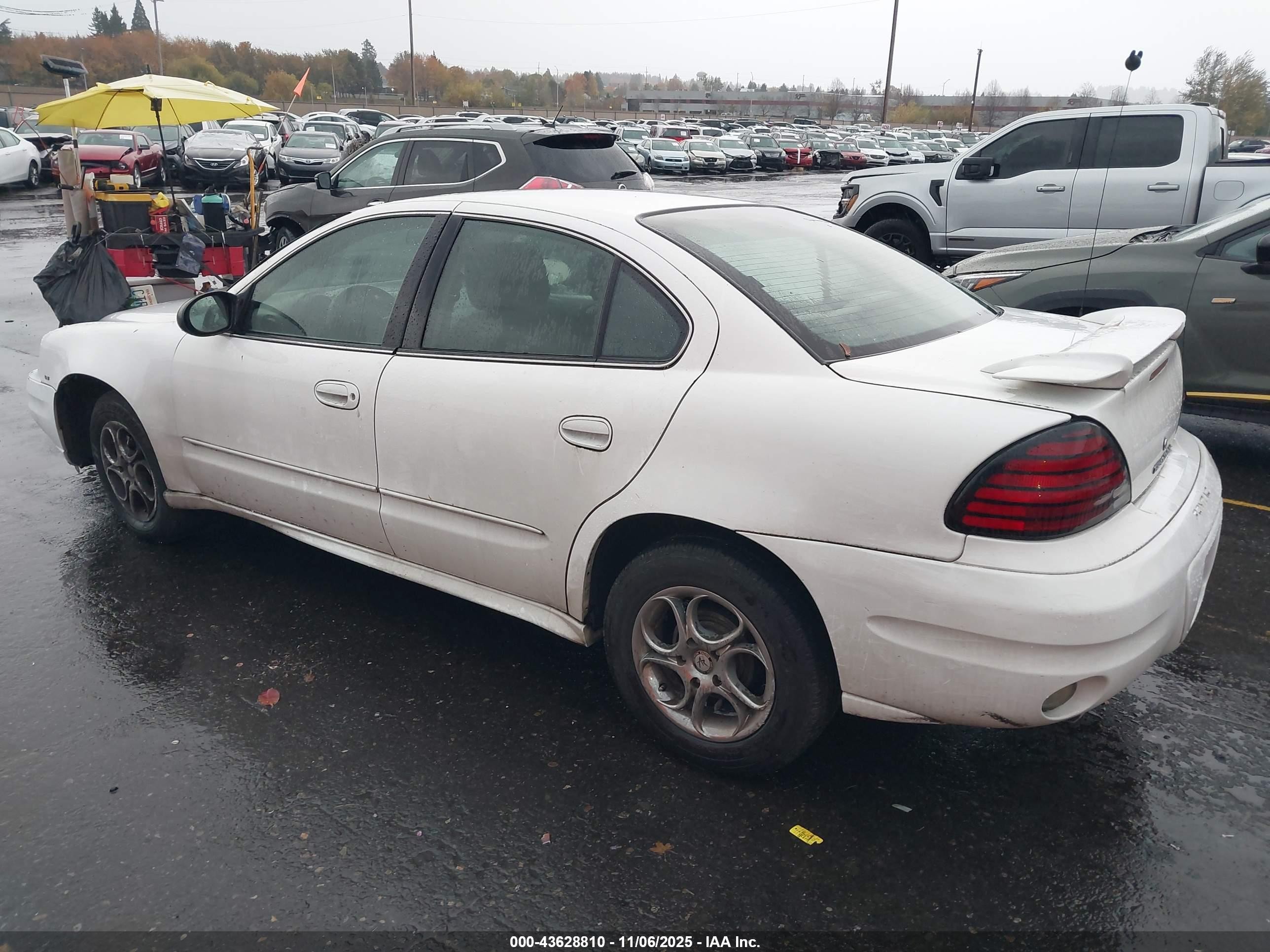 2004 Pontiac Grand Am Se1 White vin: 1G2NF52E84C146911