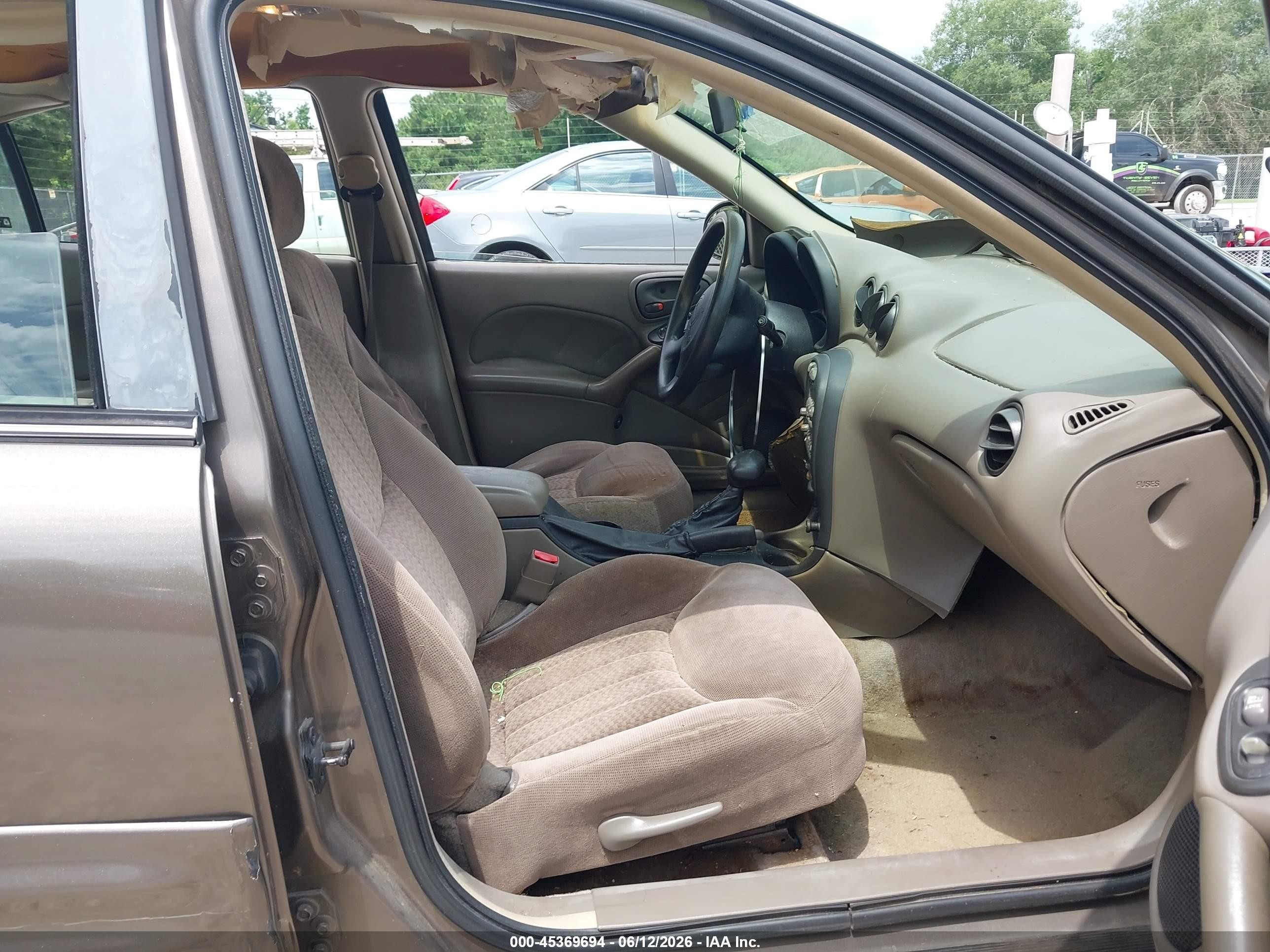 2002 Pontiac Grand Am Se1 Tan vin: 1G2NF52E92M634370