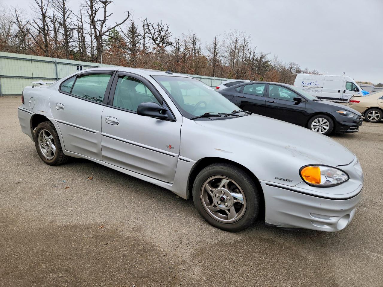 2003 Pontiac Grand Am Silver vin: 1G2NV52E93C334323