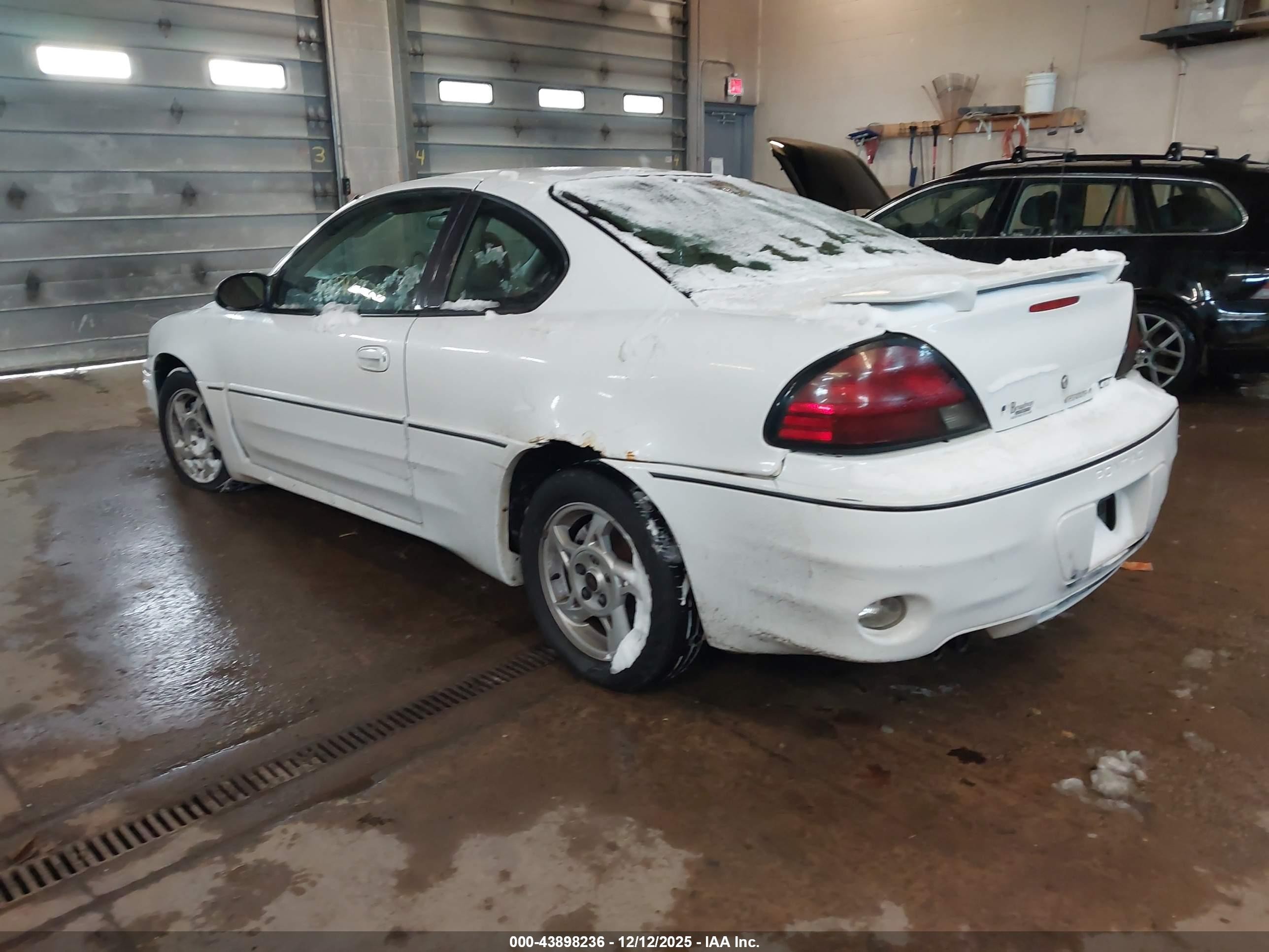 2004 Pontiac Grand Am Gt White vin: 1G2NW12E44M625555