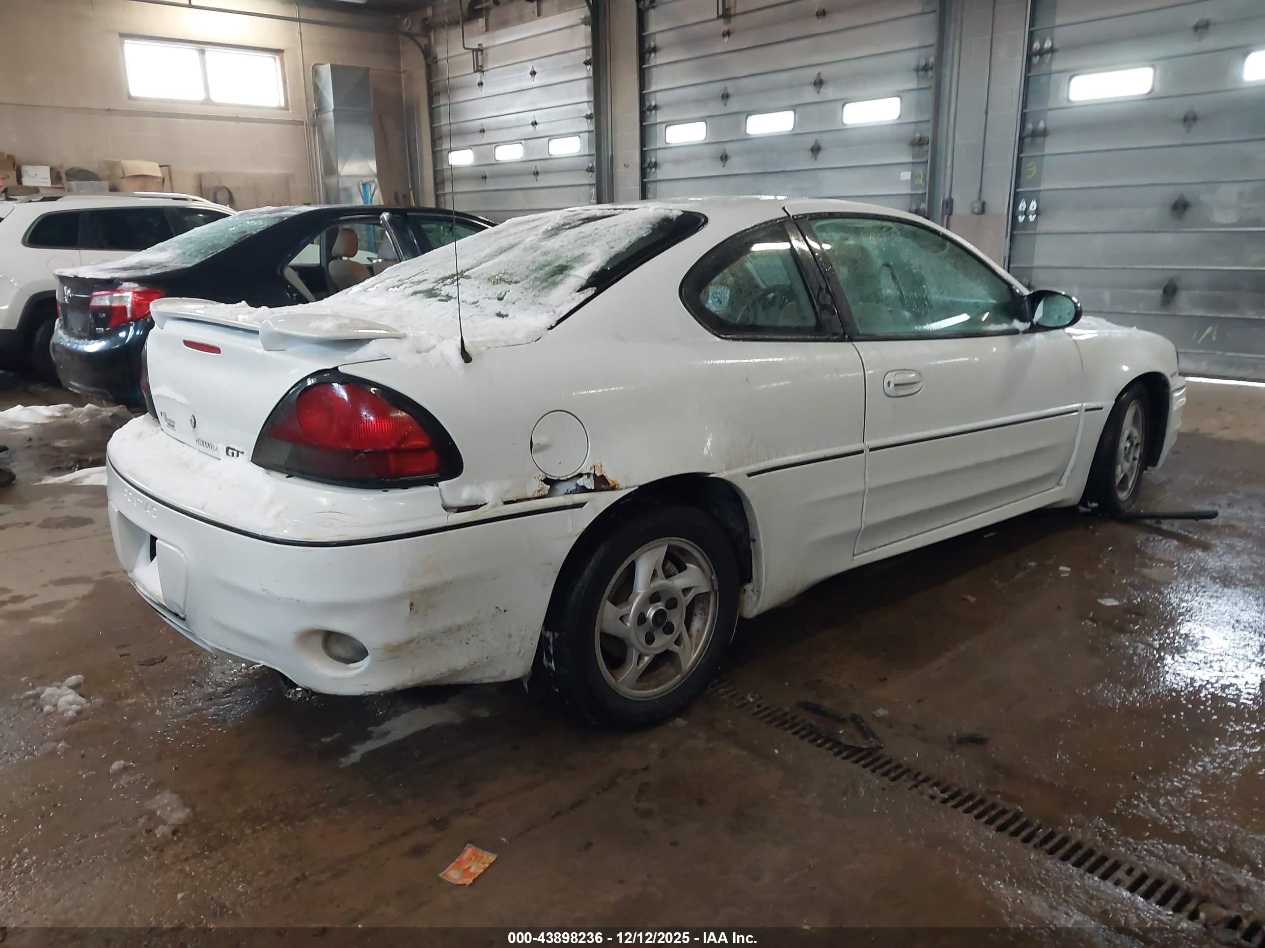 2004 Pontiac Grand Am Gt White vin: 1G2NW12E44M625555