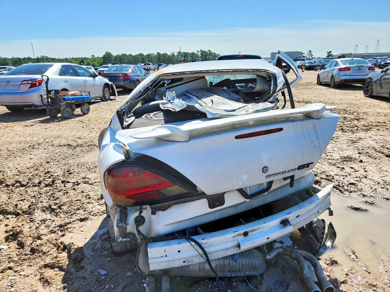 2003 Pontiac Grand Am Gt White vin: 1G2NW52E63C265555
