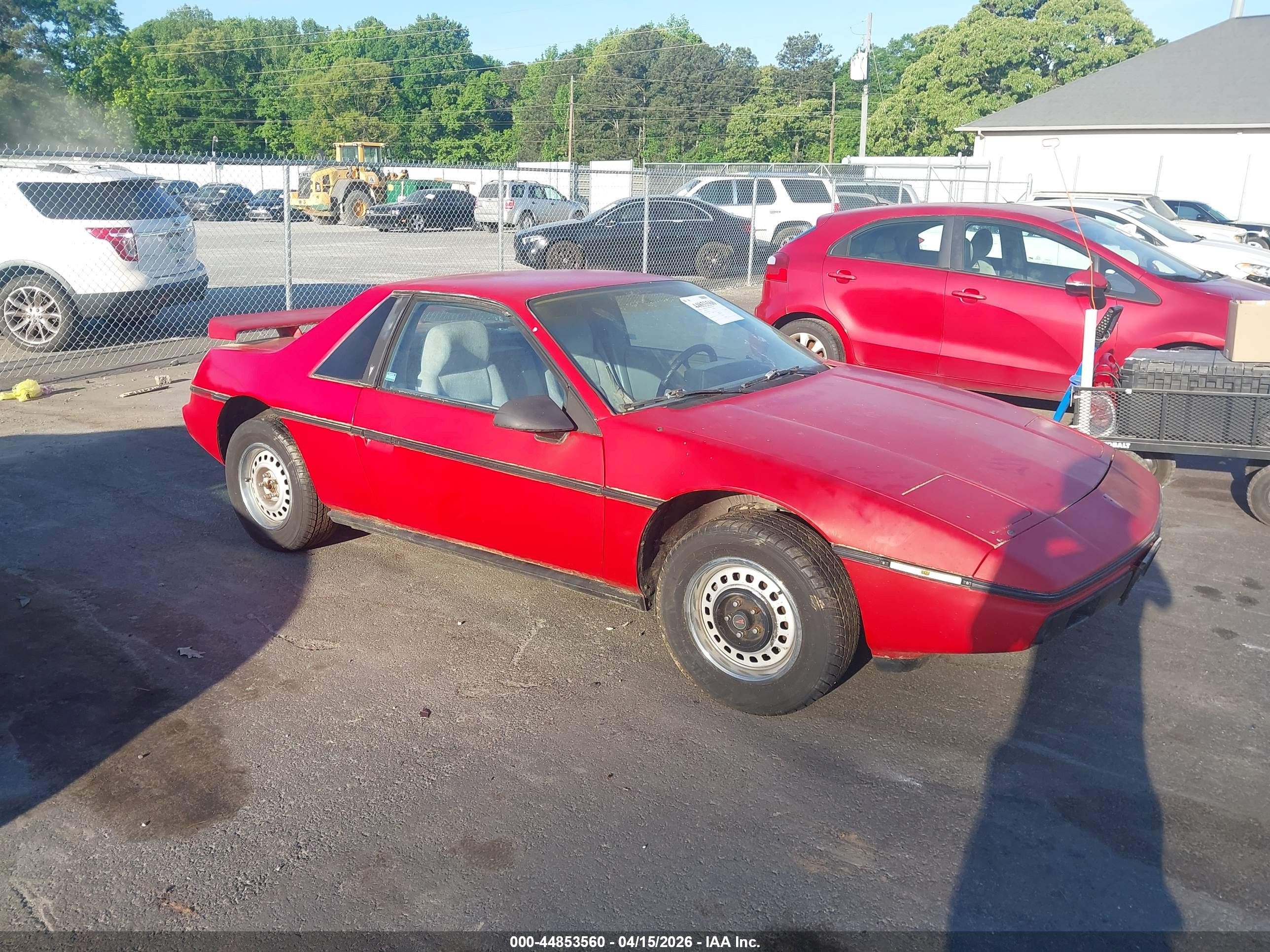 1986 Pontiac Fiero   Красный vin: 1G2PE37R7GP218013