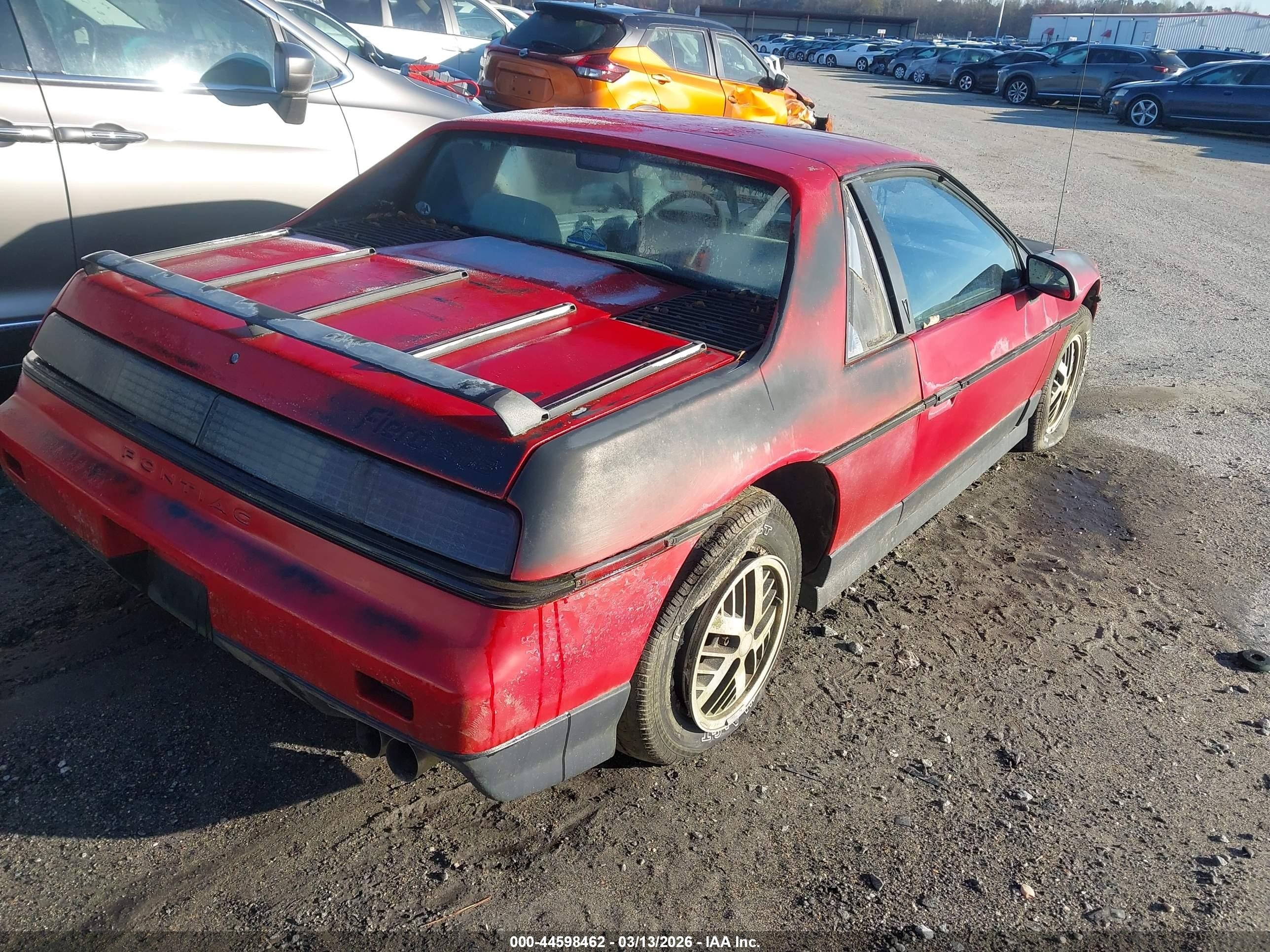 1986 Pontiac Fiero Se Red vin: 1G2PF3790GP222272