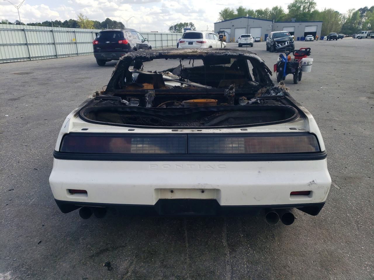 1986 Pontiac Fiero Se Burn vin: 1G2PF37R9GP271356