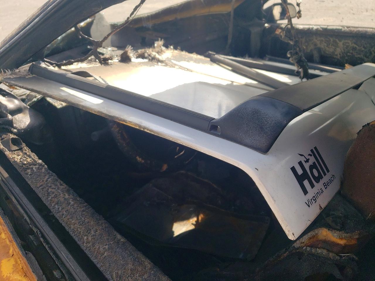 1986 Pontiac Fiero Se Burn vin: 1G2PF37R9GP271356