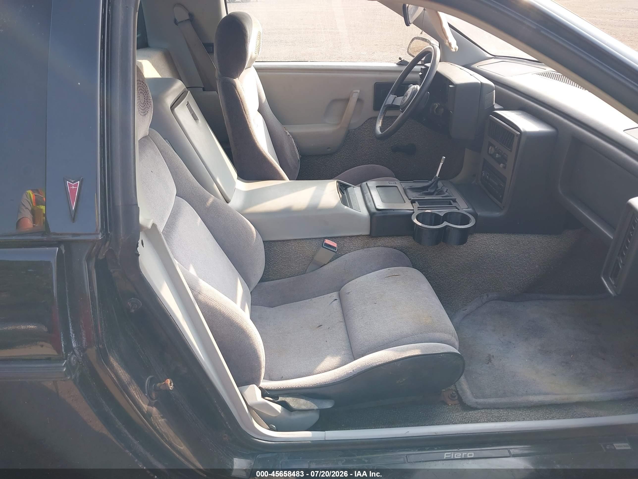 1985 Pontiac Fiero Sport Black vin: 1G2PM37R0FP230148
