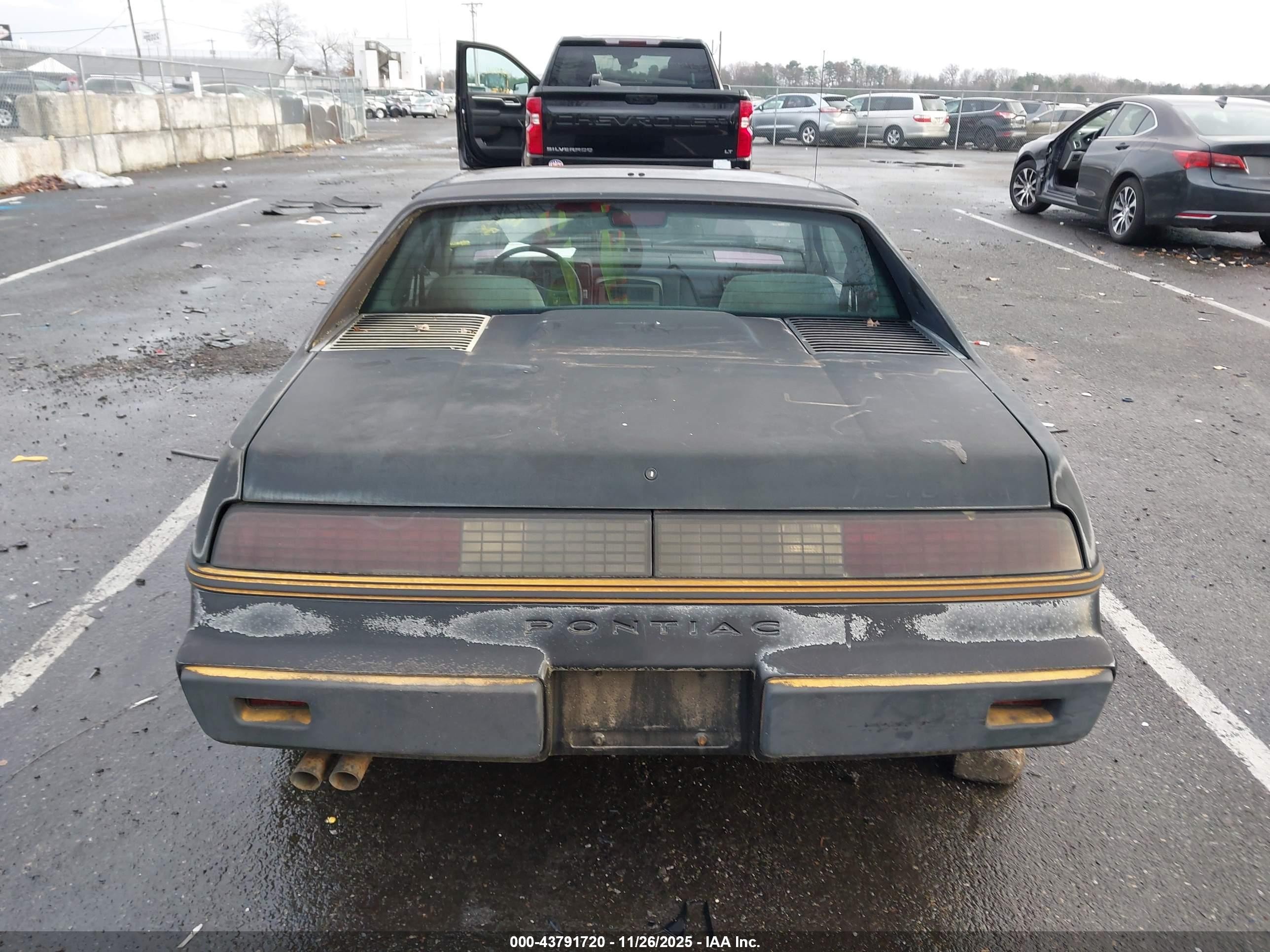 1986 Pontiac Fiero Sport Black vin: 1G2PM37R1GP272877