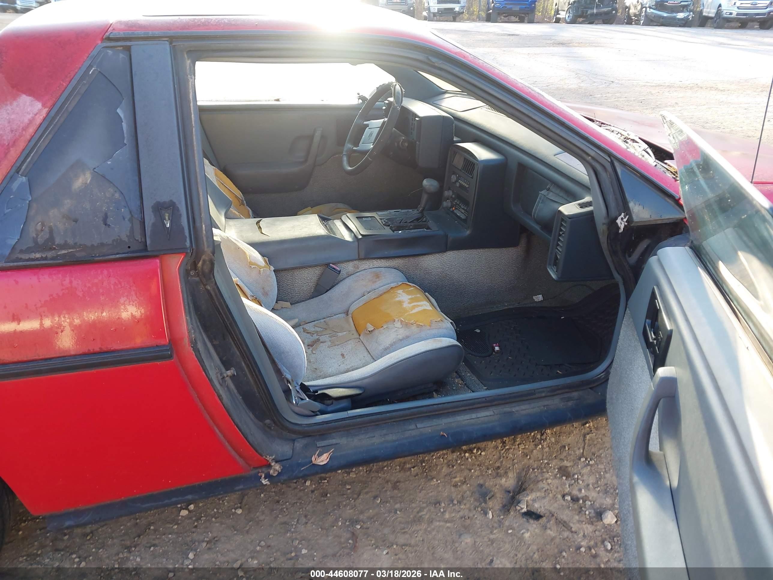 1986 Pontiac Fiero Sport Red vin: 1G2PM37R5GP231779