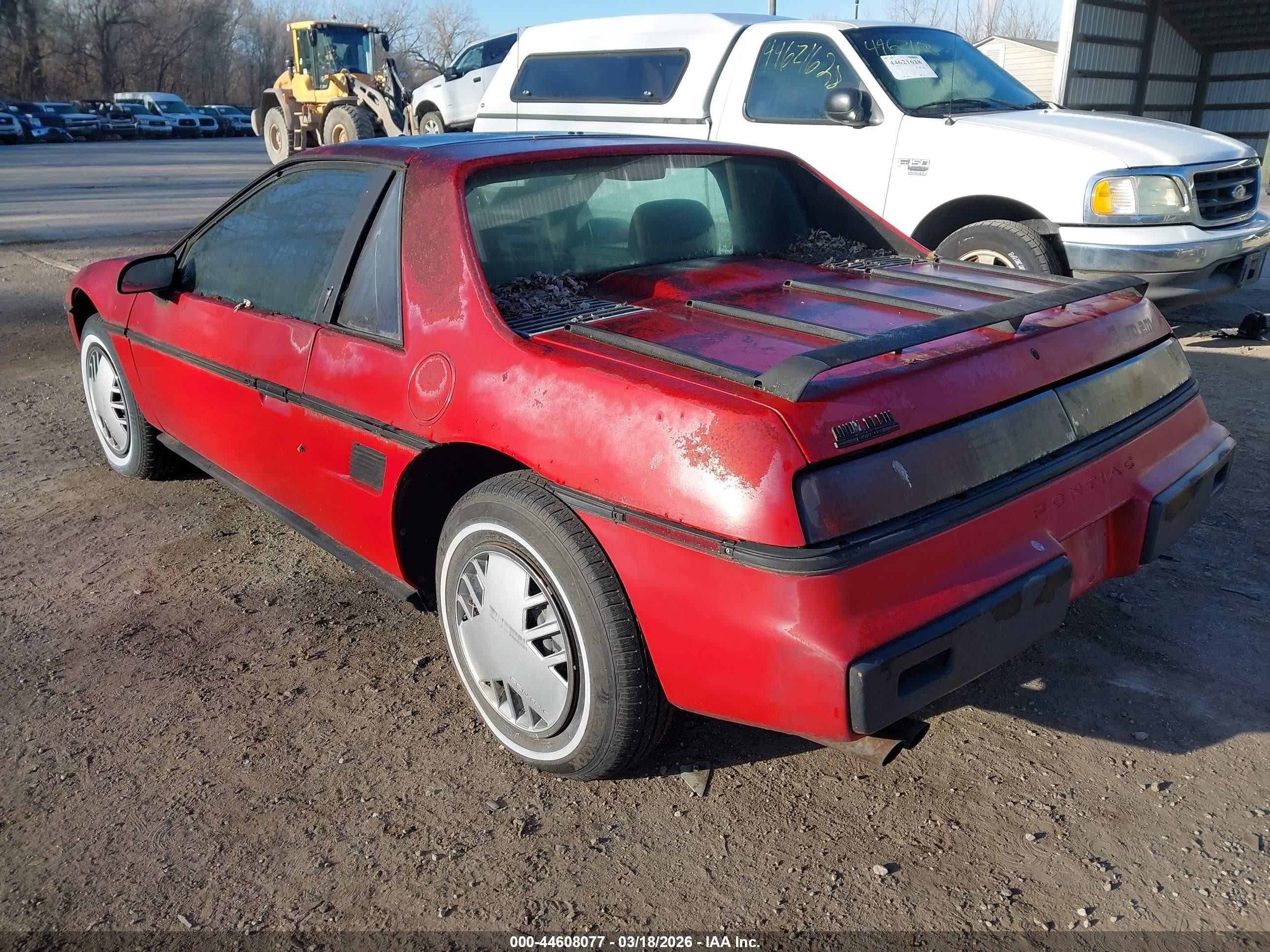 1986 Pontiac Fiero Sport Red vin: 1G2PM37R5GP231779