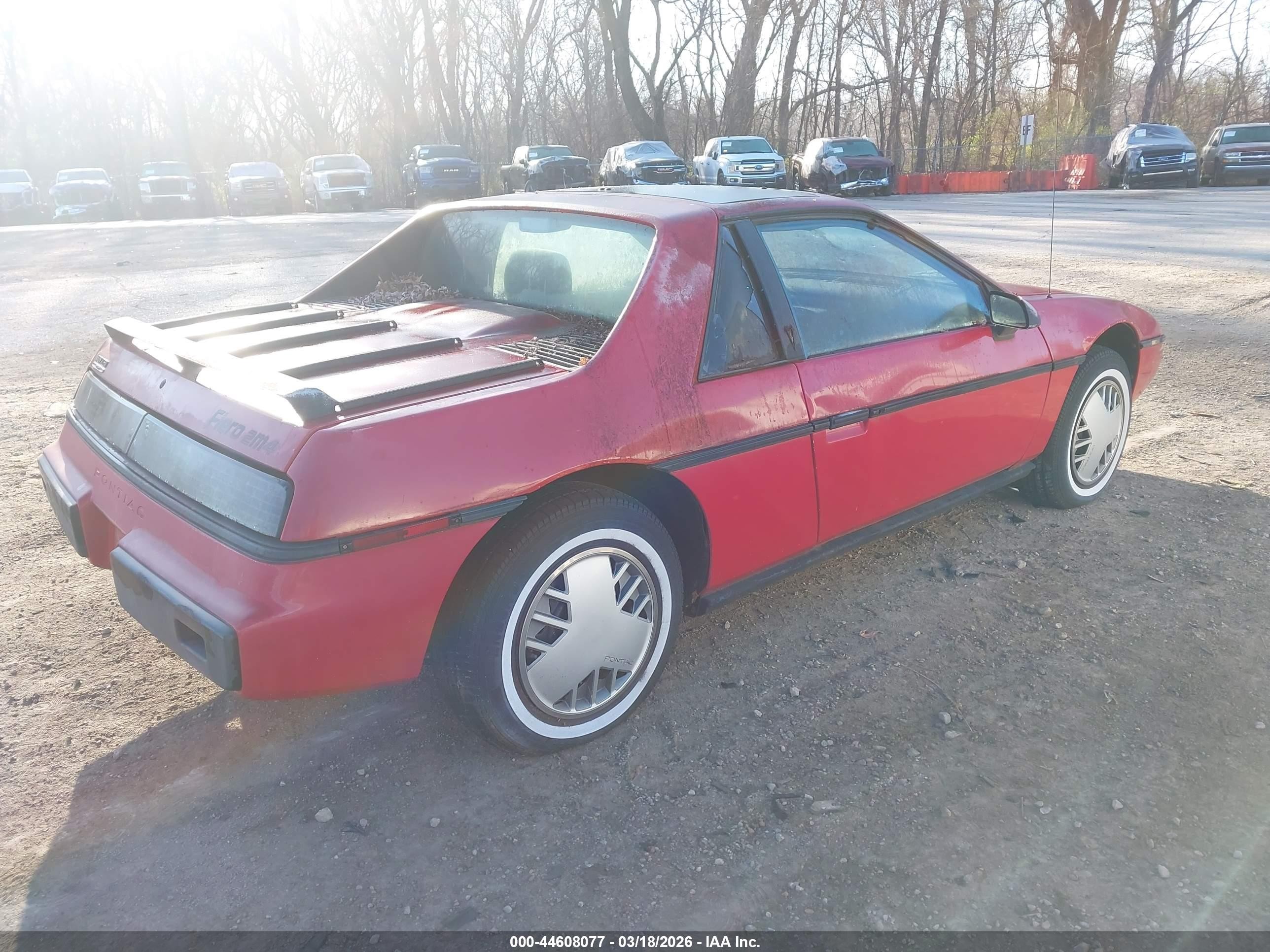 1986 Pontiac Fiero Sport Red vin: 1G2PM37R5GP231779