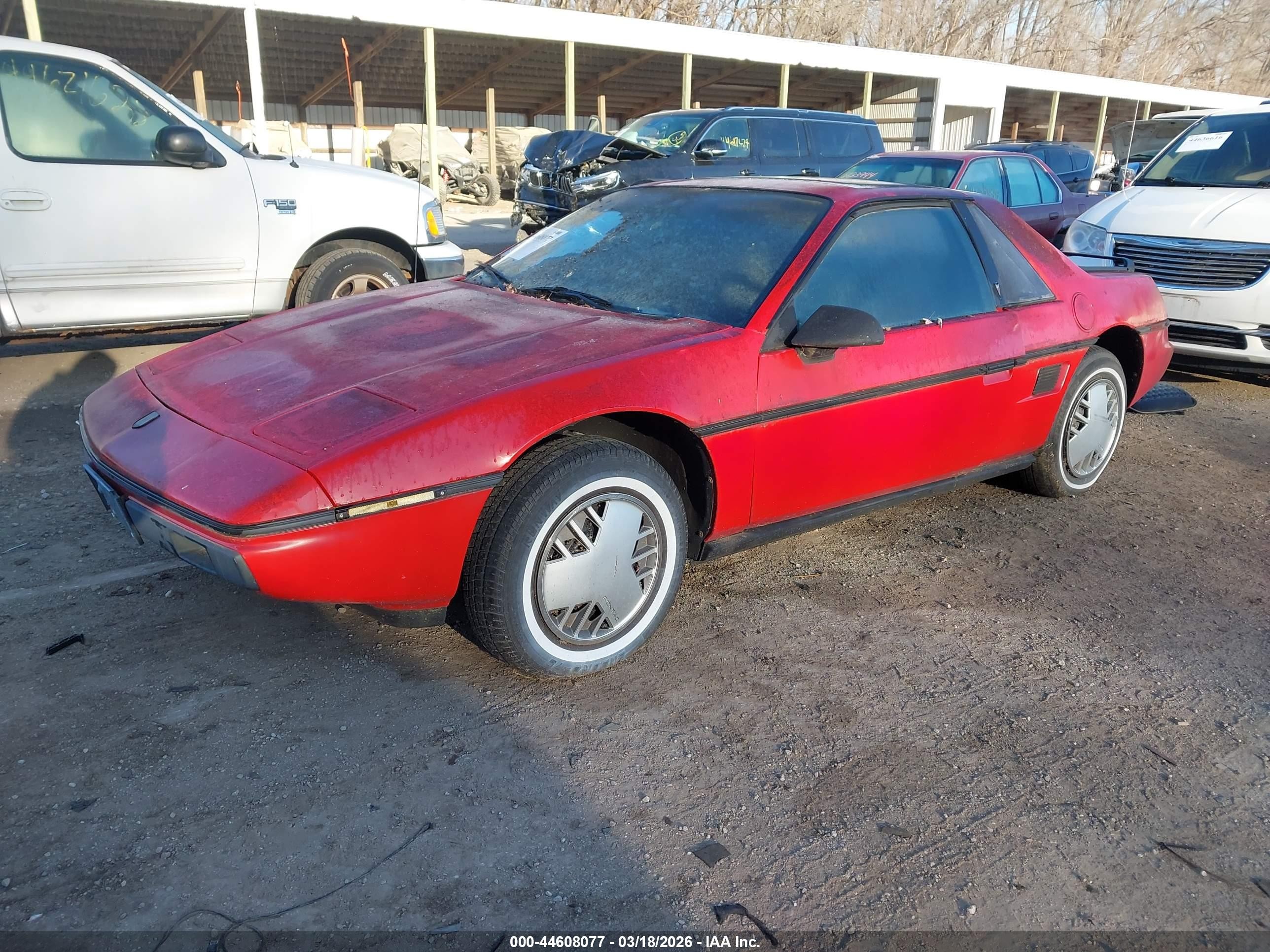 1986 Pontiac Fiero Sport Red vin: 1G2PM37R5GP231779