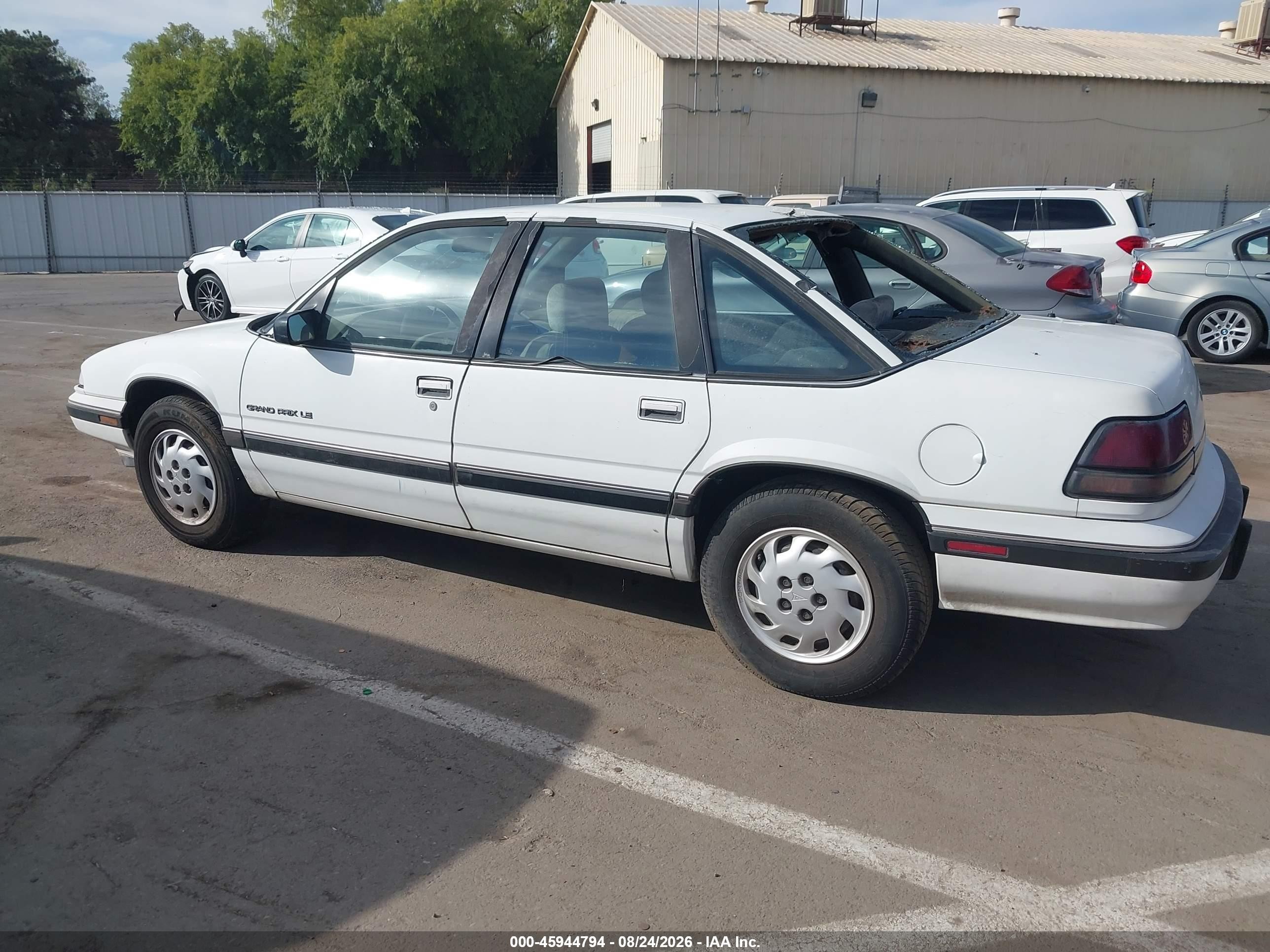 1991 Pontiac Grand Prix Le White vin: 1G2WH54T3MF278676