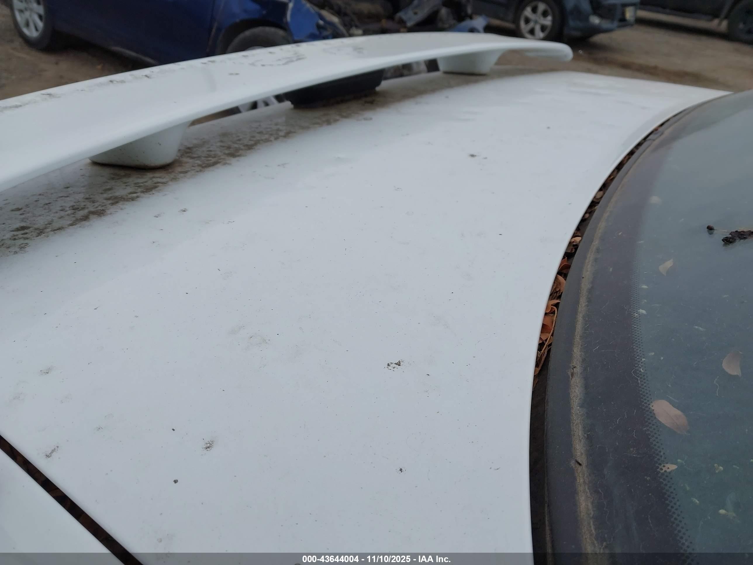 1996 Pontiac Grand Prix Se White vin: 1G2WJ12M8TF211546