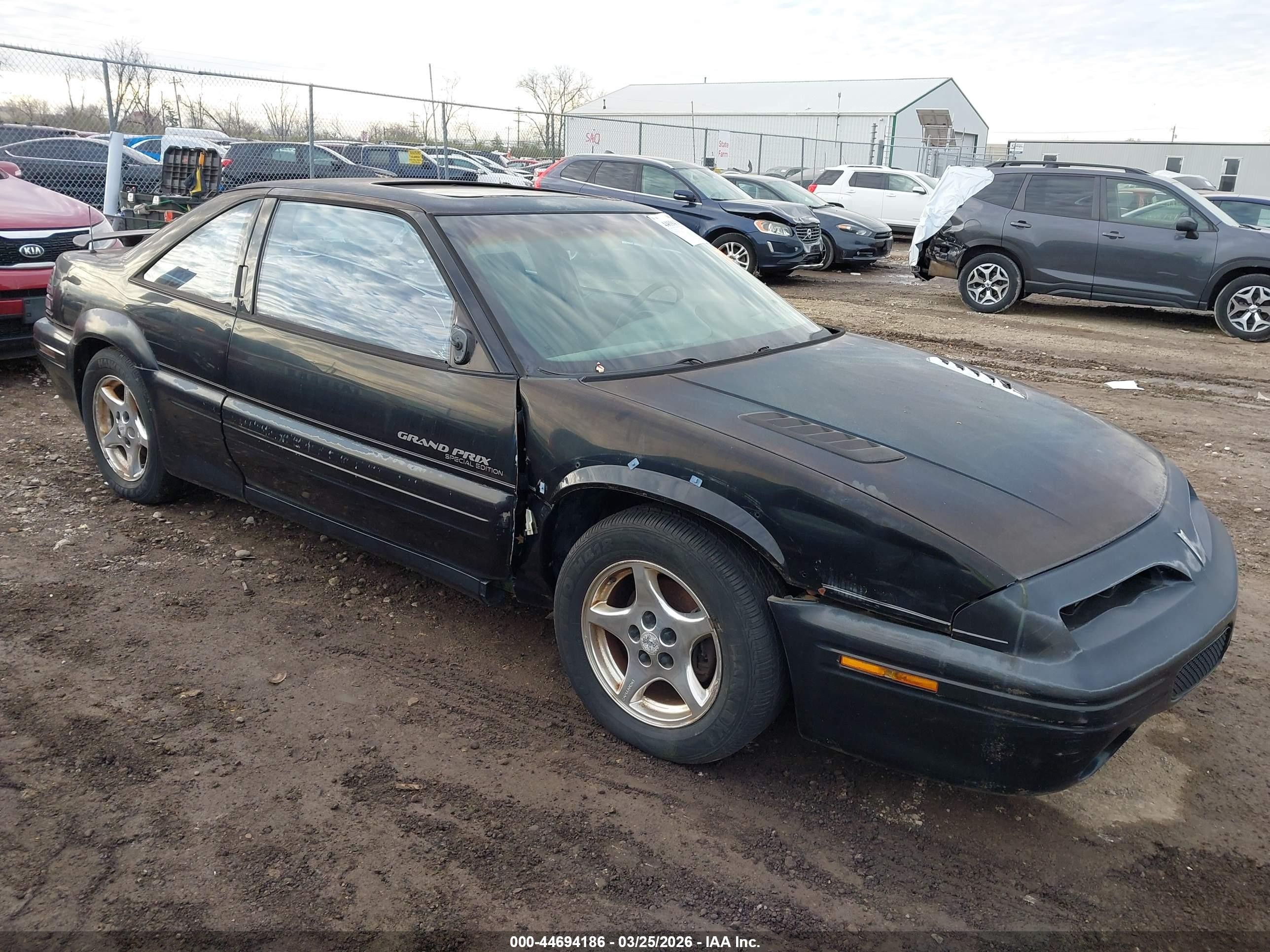 1996 Pontiac Grand Prix Gtp Black vin: 1G2WJ12X0TF246138