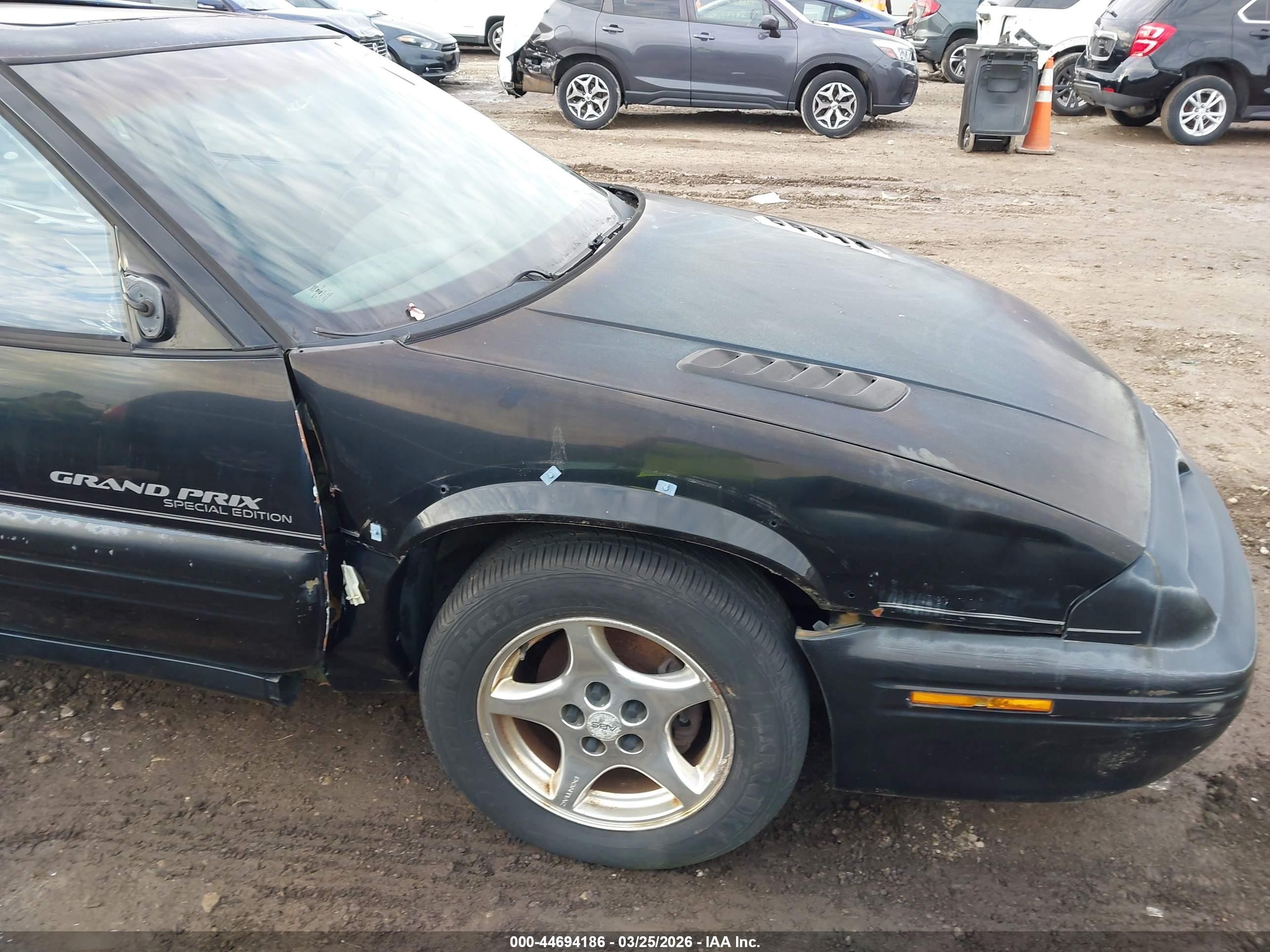 1996 Pontiac Grand Prix Gtp Black vin: 1G2WJ12X0TF246138