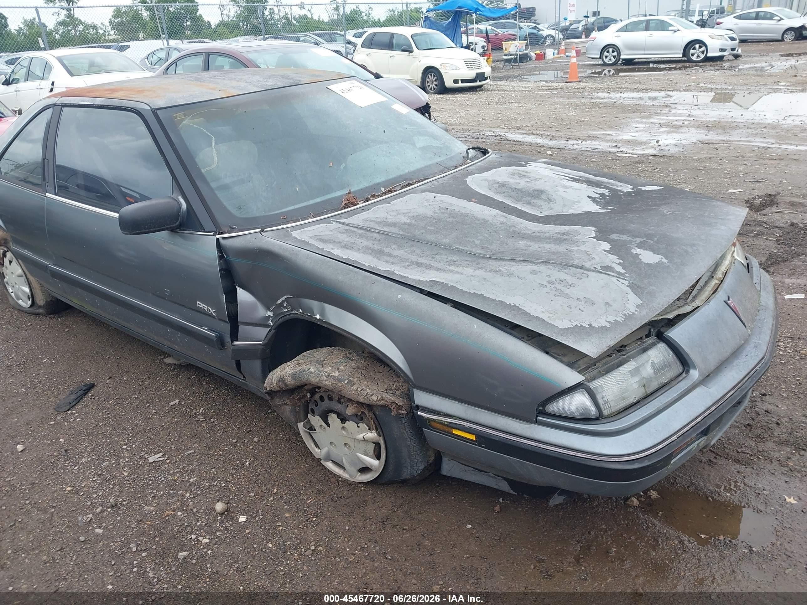 1988 Pontiac Grand Prix   Серый vin: 1G2WJ14W2JF237877