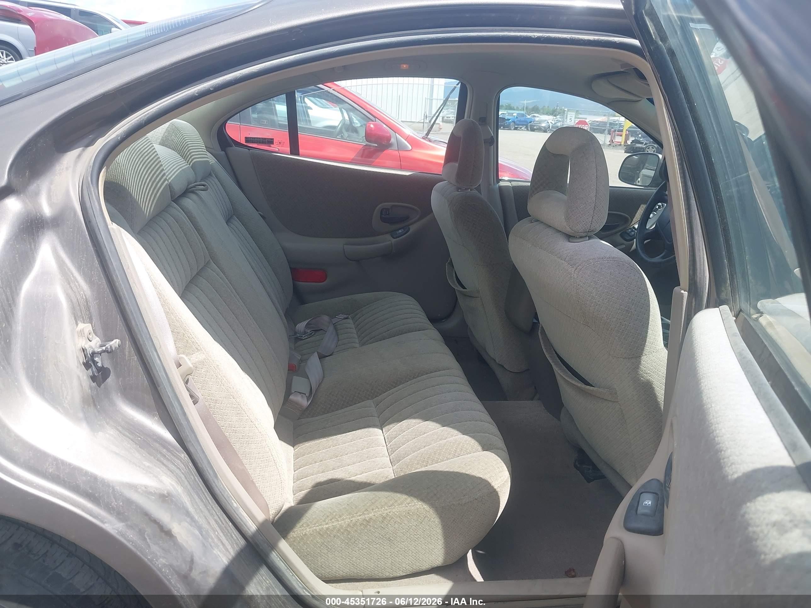 2000 Pontiac Grand Prix Se Brown vin: 1G2WJ52J5YF273300