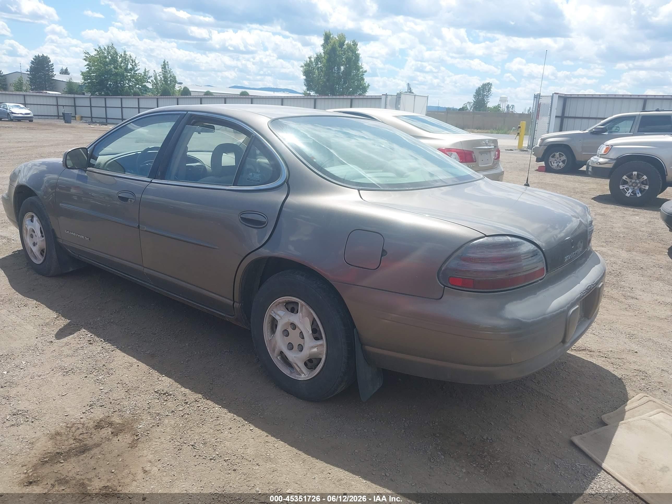 2000 Pontiac Grand Prix Se Brown vin: 1G2WJ52J5YF273300