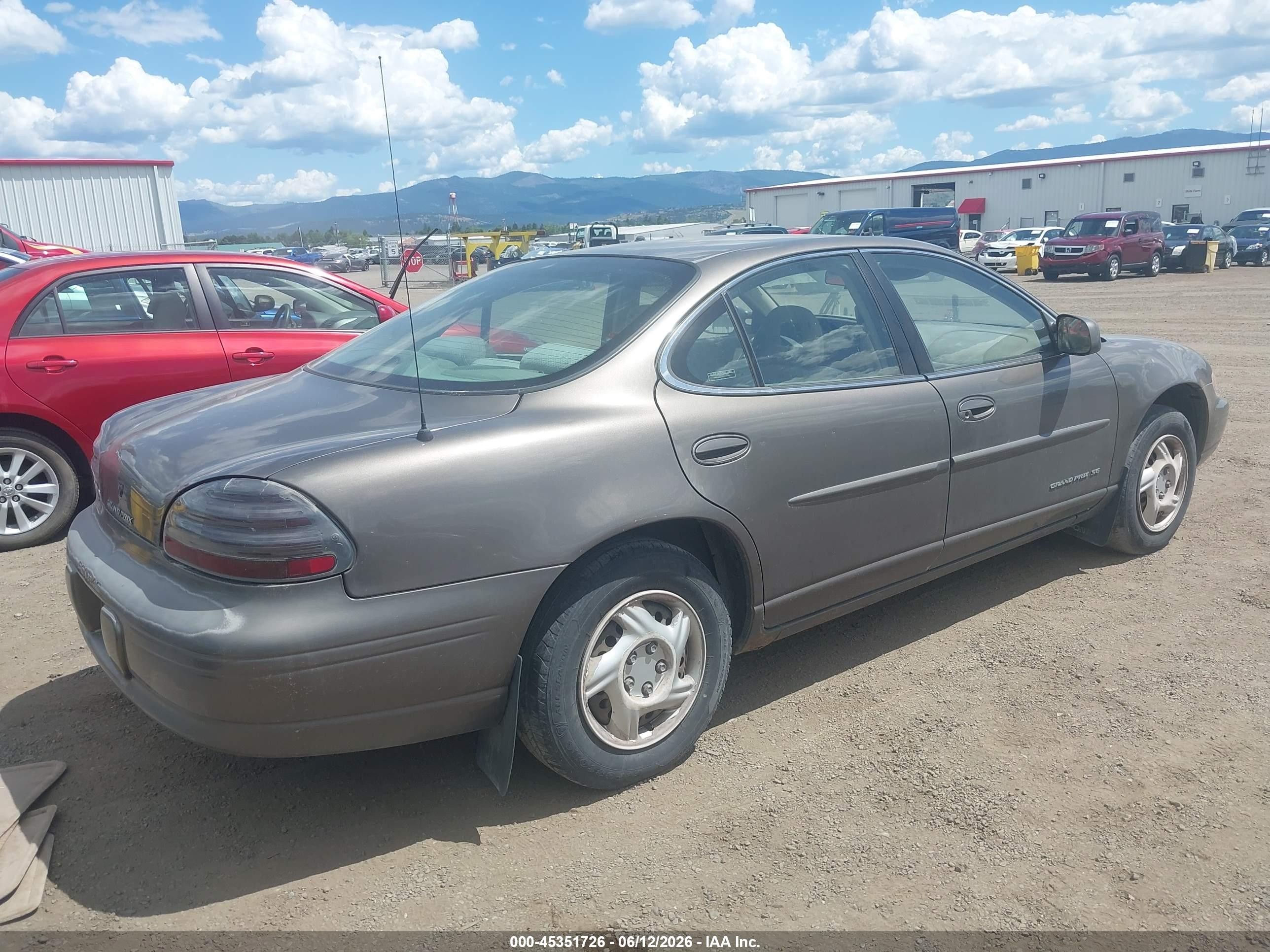 2000 Pontiac Grand Prix Se Brown vin: 1G2WJ52J5YF273300