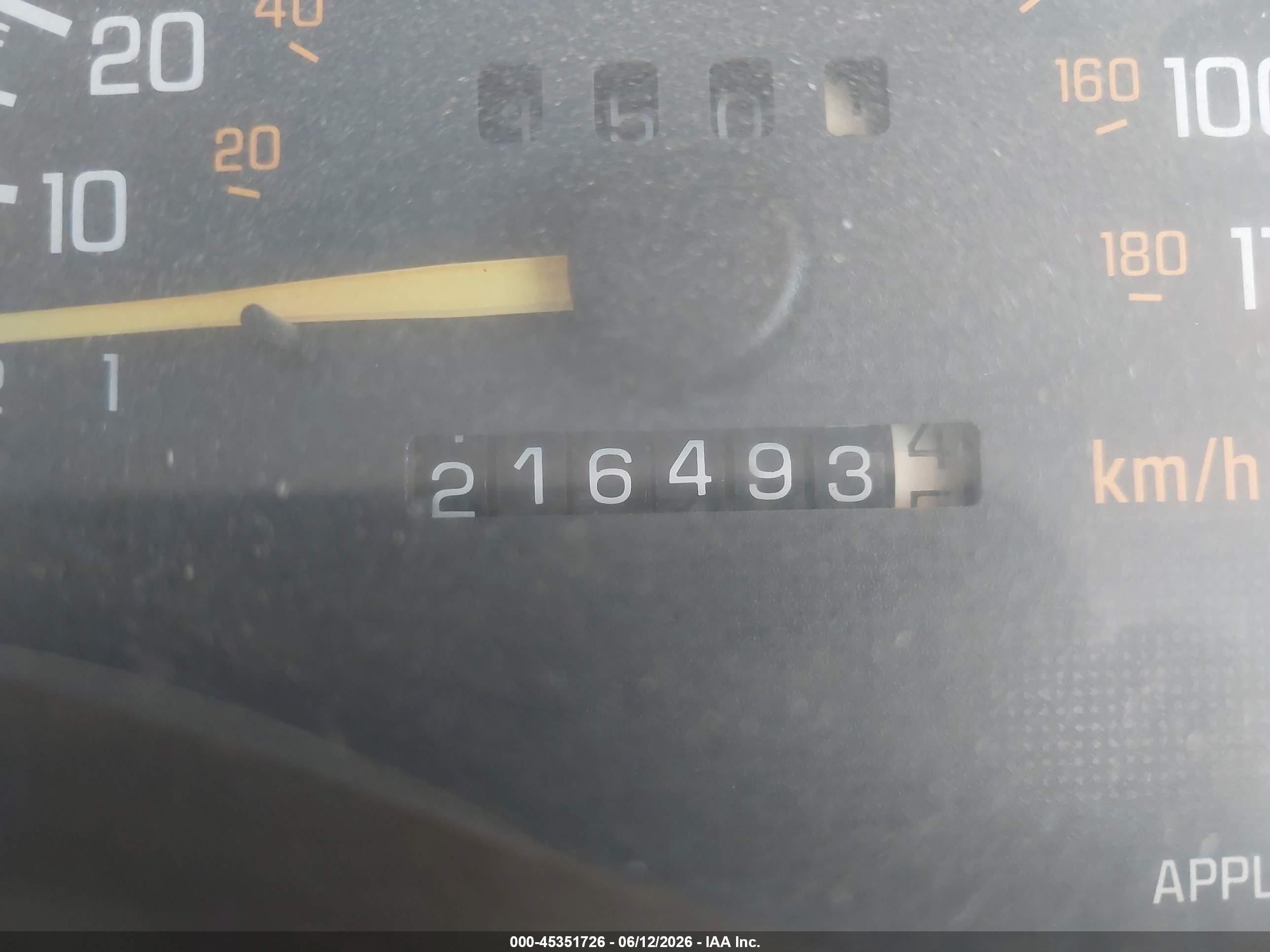 2000 Pontiac Grand Prix Se Brown vin: 1G2WJ52J5YF273300