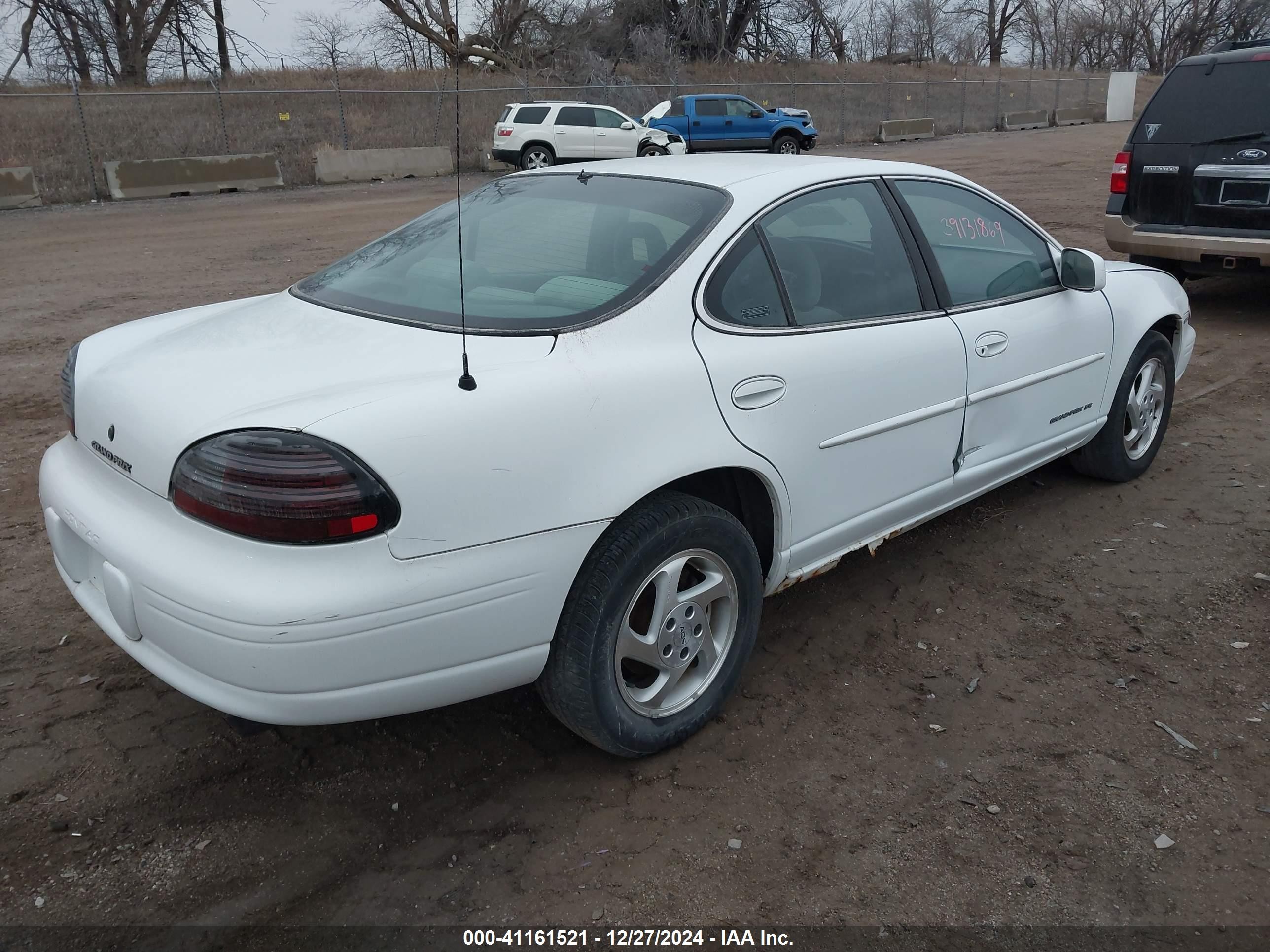 1997 Pontiac Grand Prix Se White vin: 1G2WJ52K0VF333181