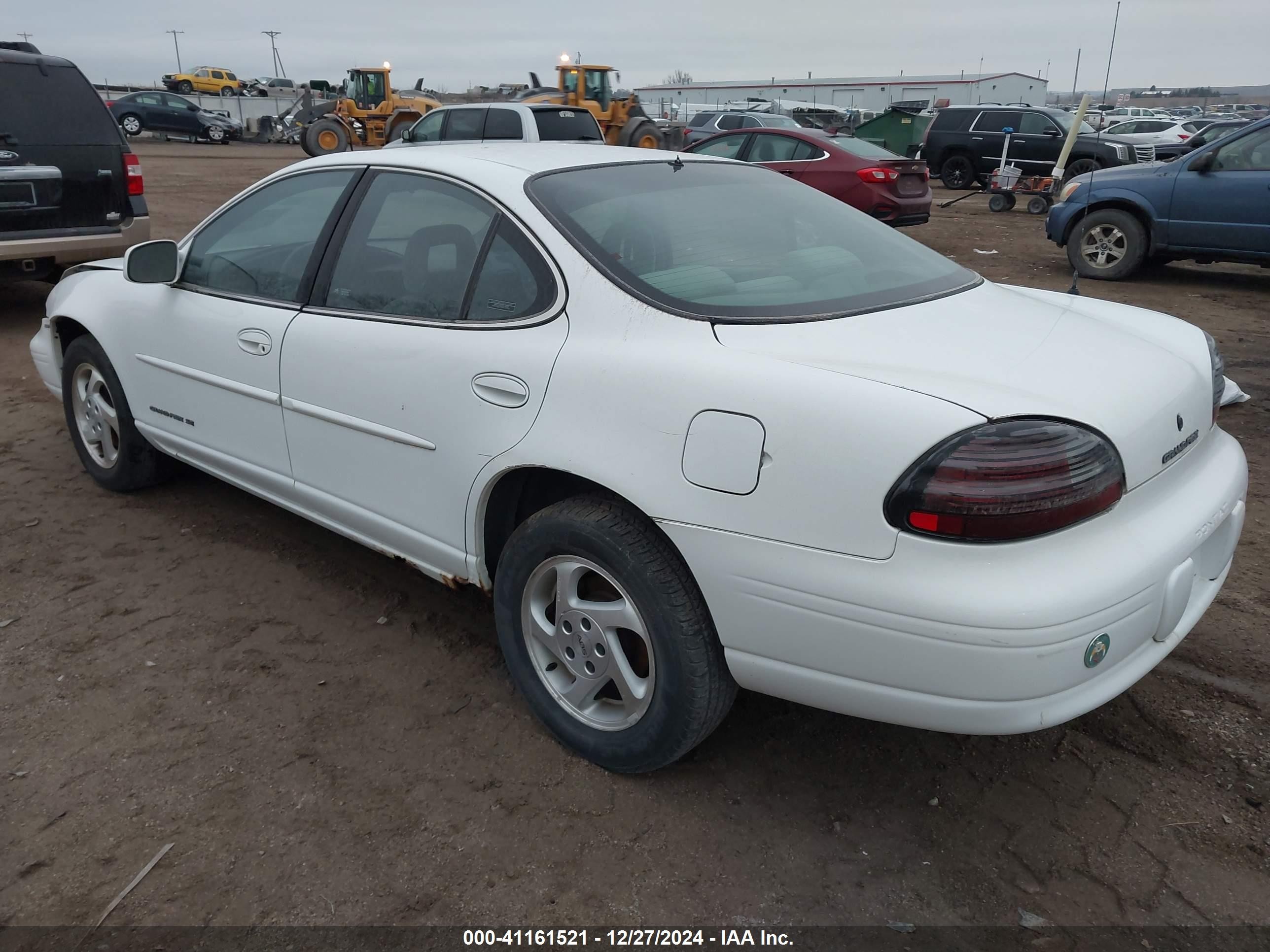 1997 Pontiac Grand Prix Se White vin: 1G2WJ52K0VF333181