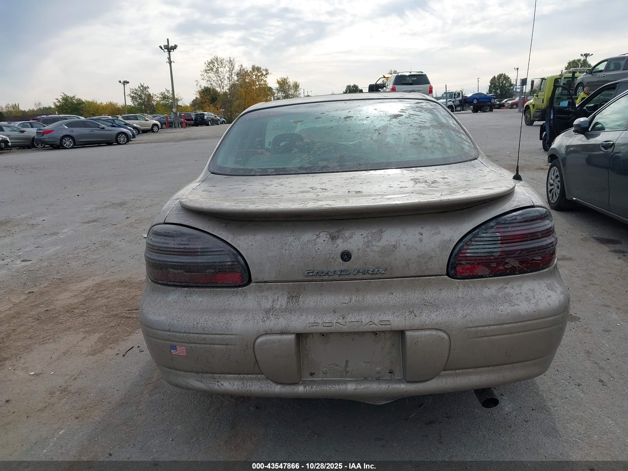 1997 Pontiac Grand Prix Se Beige vin: 1G2WJ52K4VF288990