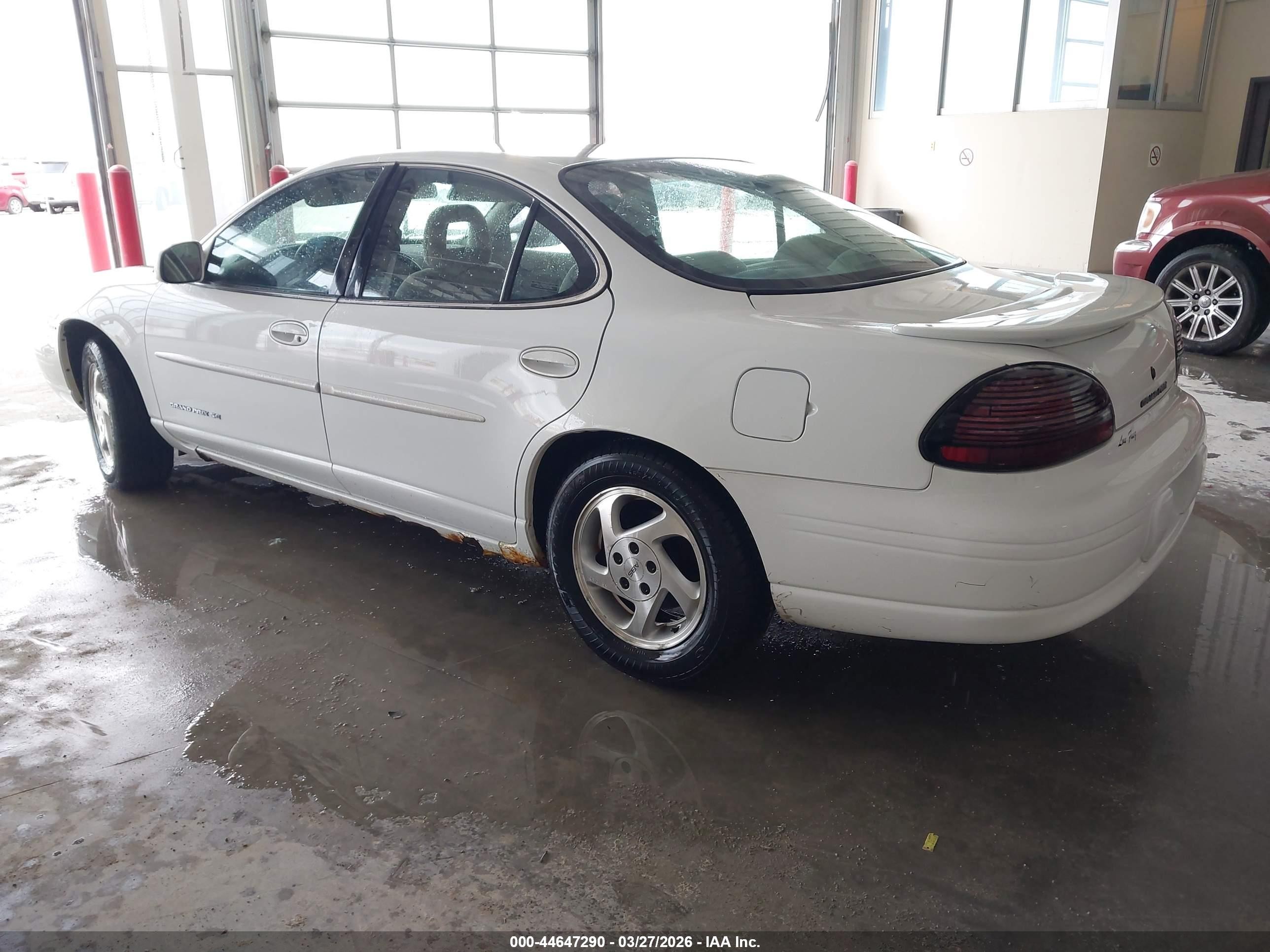 1997 Pontiac Grand Prix Se Белый vin: 1G2WJ52K6VF287551