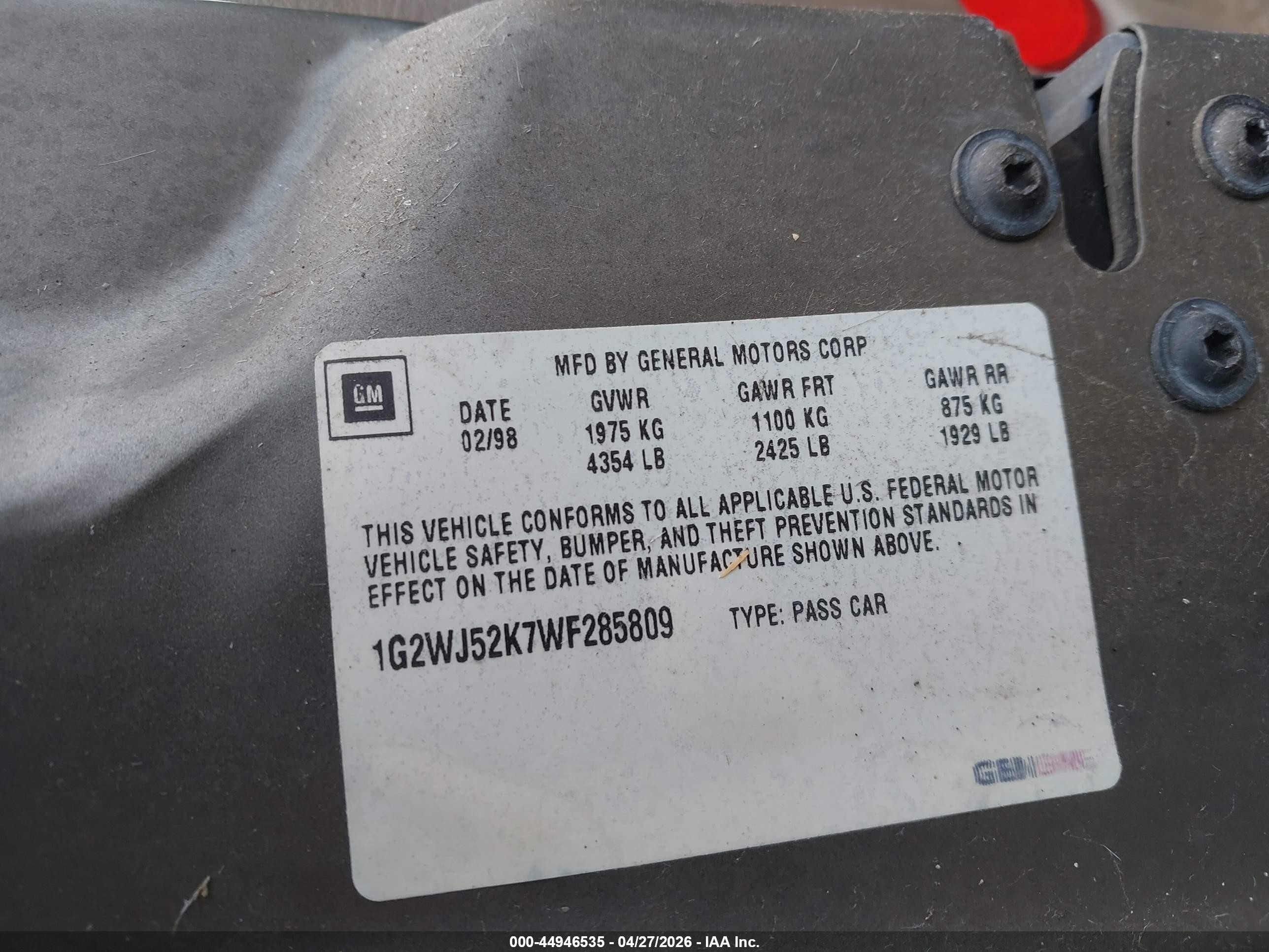 1998 Pontiac Grand Prix Se Gray vin: 1G2WJ52K7WF285809