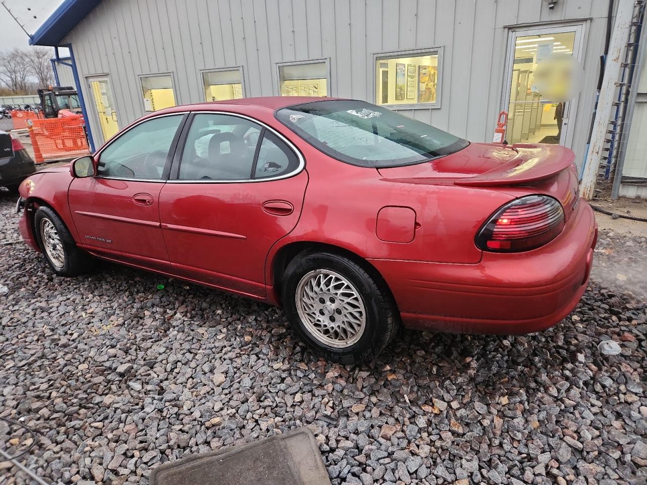 1997 Pontiac Grand Prix Se Red vin: 1G2WJ52K9VF264863