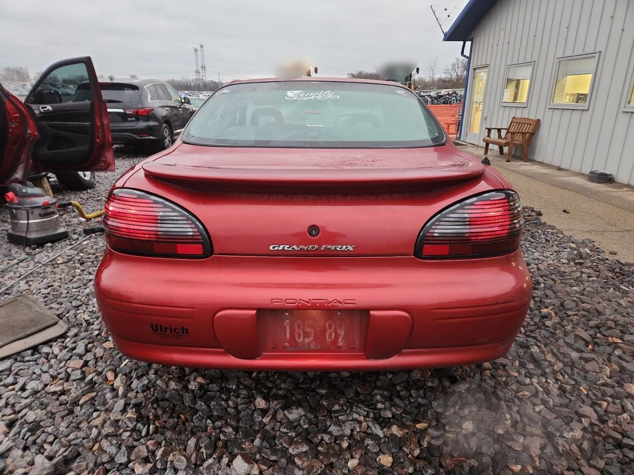 1997 Pontiac Grand Prix Se Red vin: 1G2WJ52K9VF264863