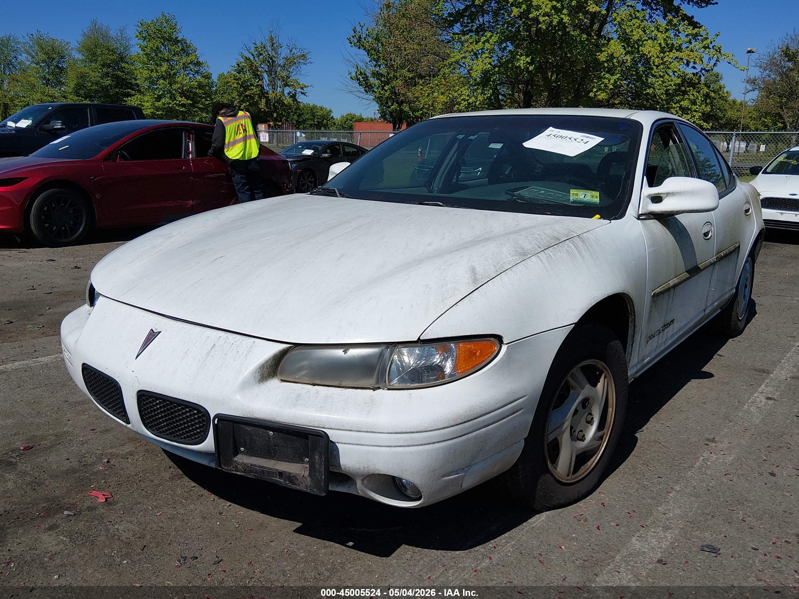 1997 Pontiac Grand Prix Se White vin: 1G2WJ52M0VF300828
