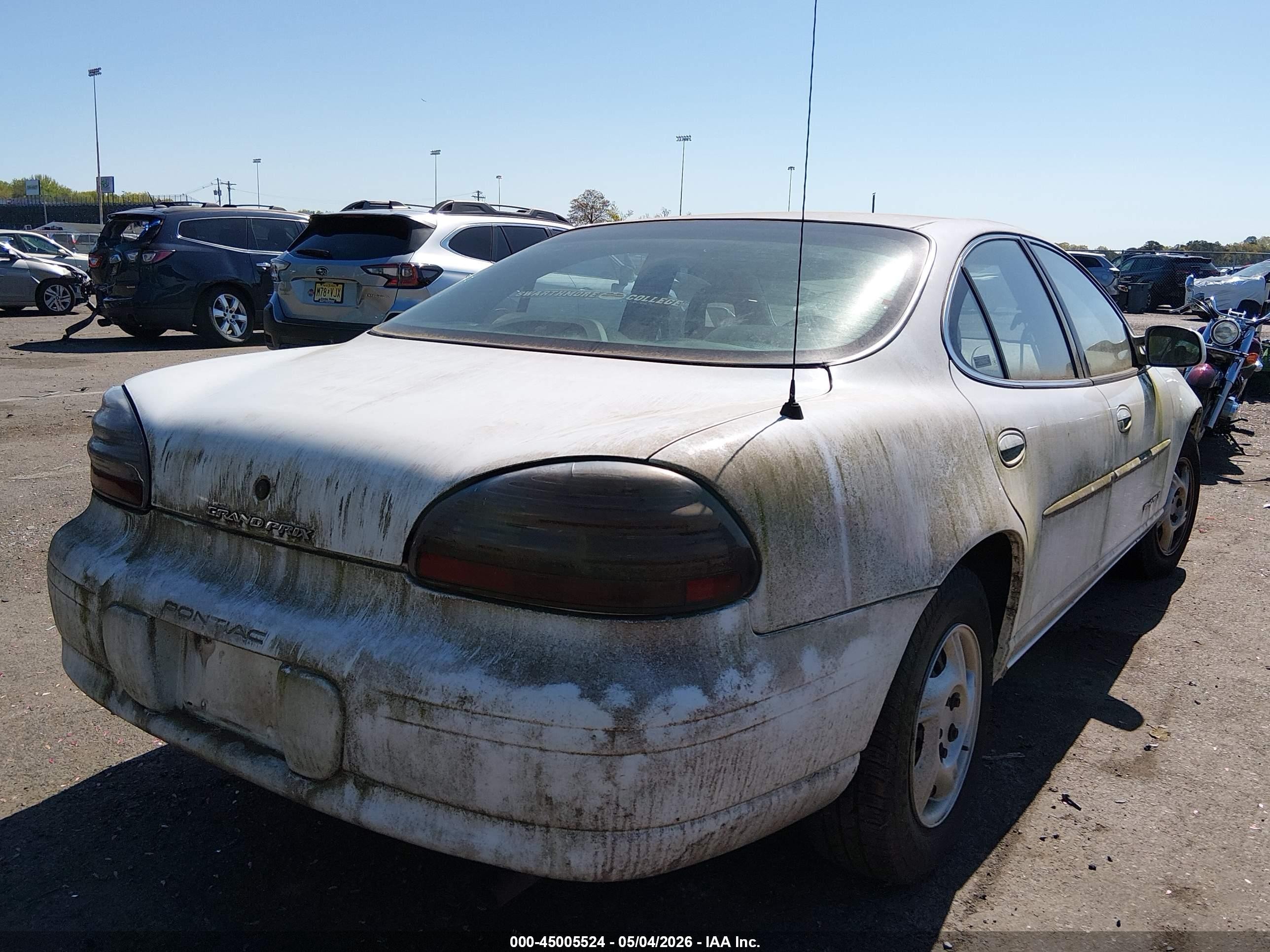 1997 Pontiac Grand Prix Se White vin: 1G2WJ52M0VF300828