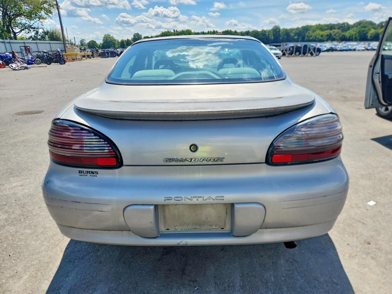 1999 Pontiac Grand Prix Se Silver vin: 1G2WJ52M4XF272406