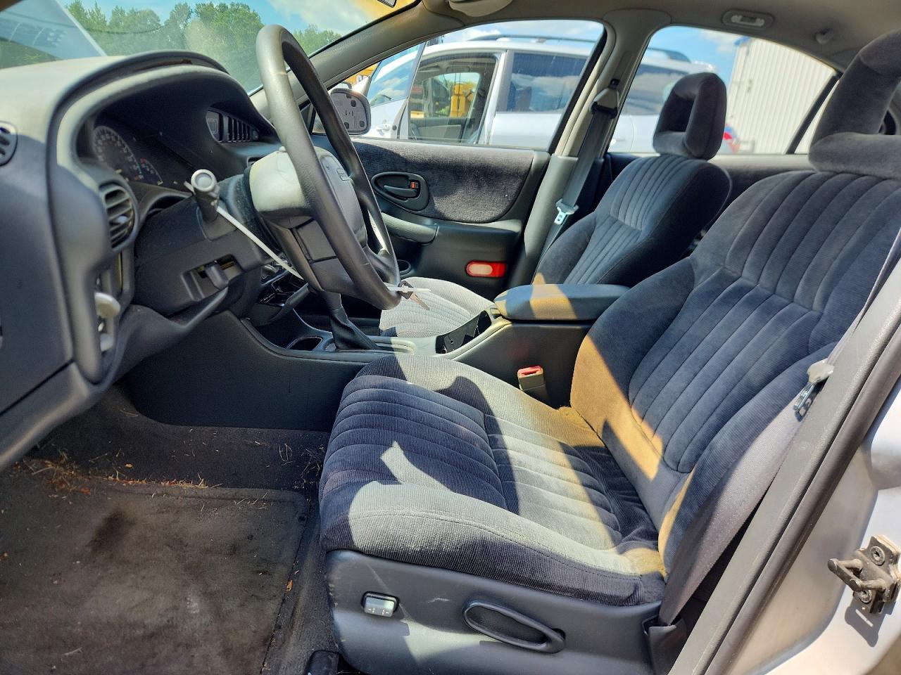 1999 Pontiac Grand Prix Se Silver vin: 1G2WJ52M4XF272406