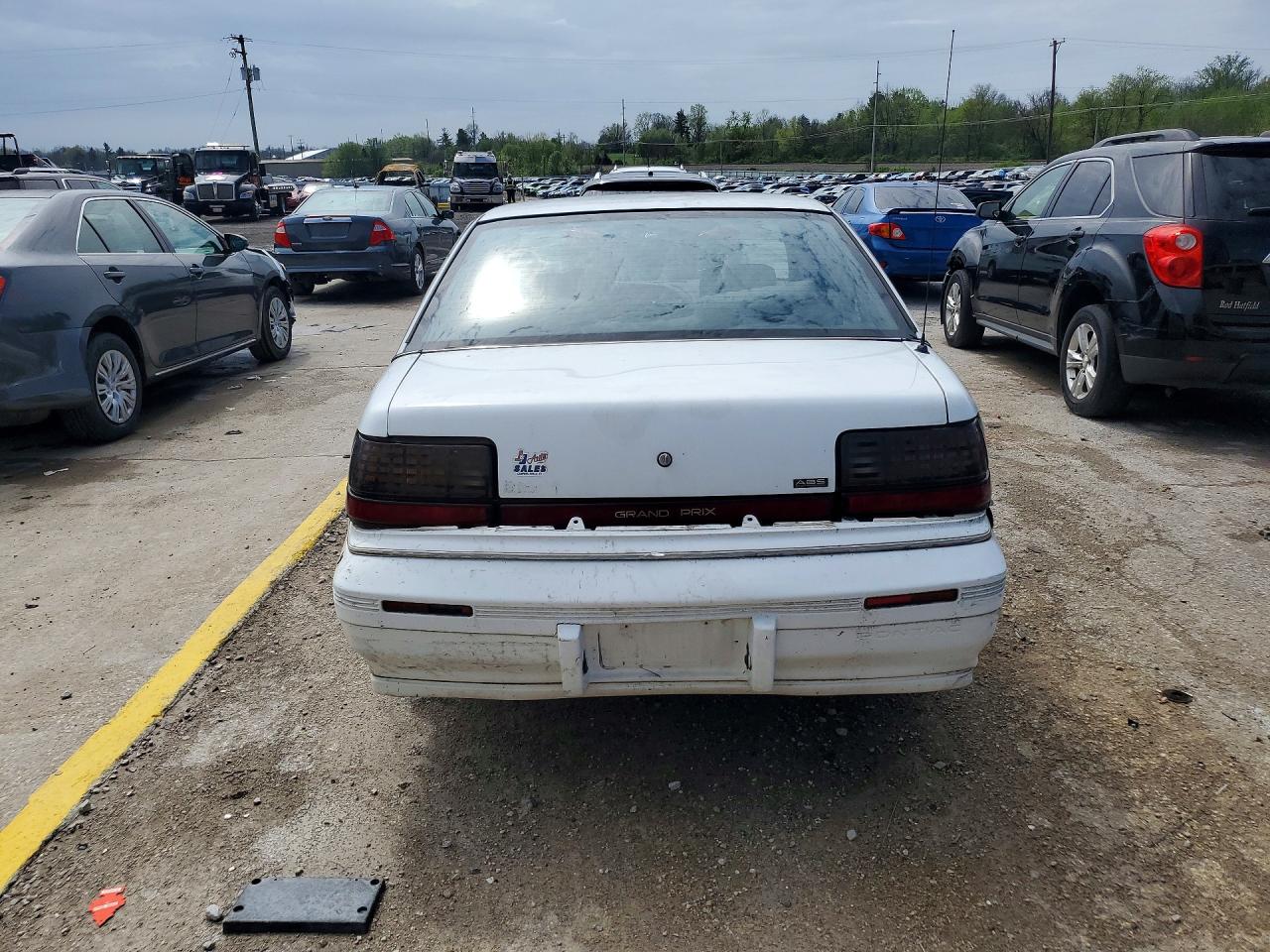 1994 Pontiac Grand Prix Se White vin: 1G2WJ52M5RF319705