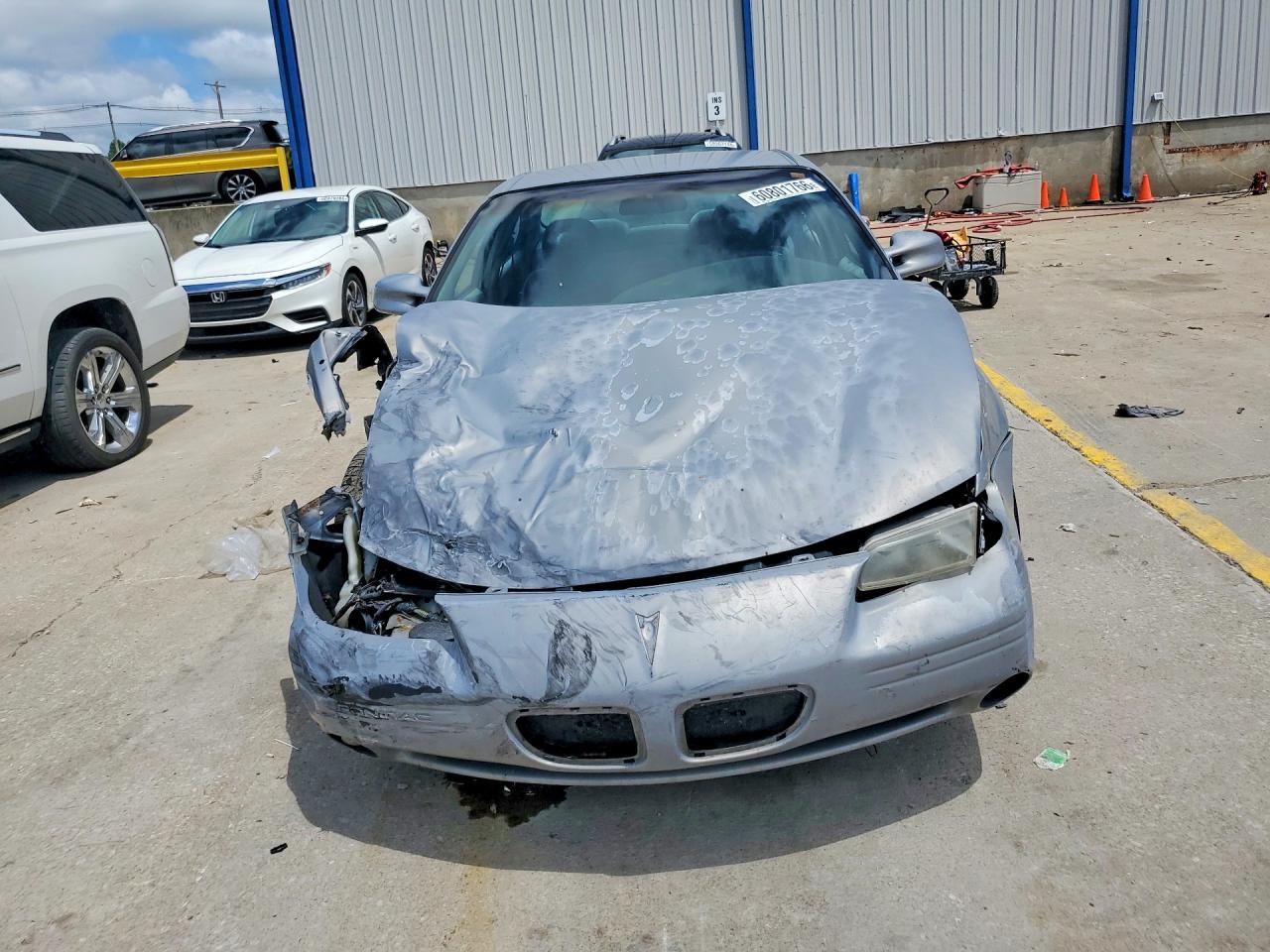 1999 Pontiac Grand Prix Se Silver vin: 1G2WJ52M9XF205865