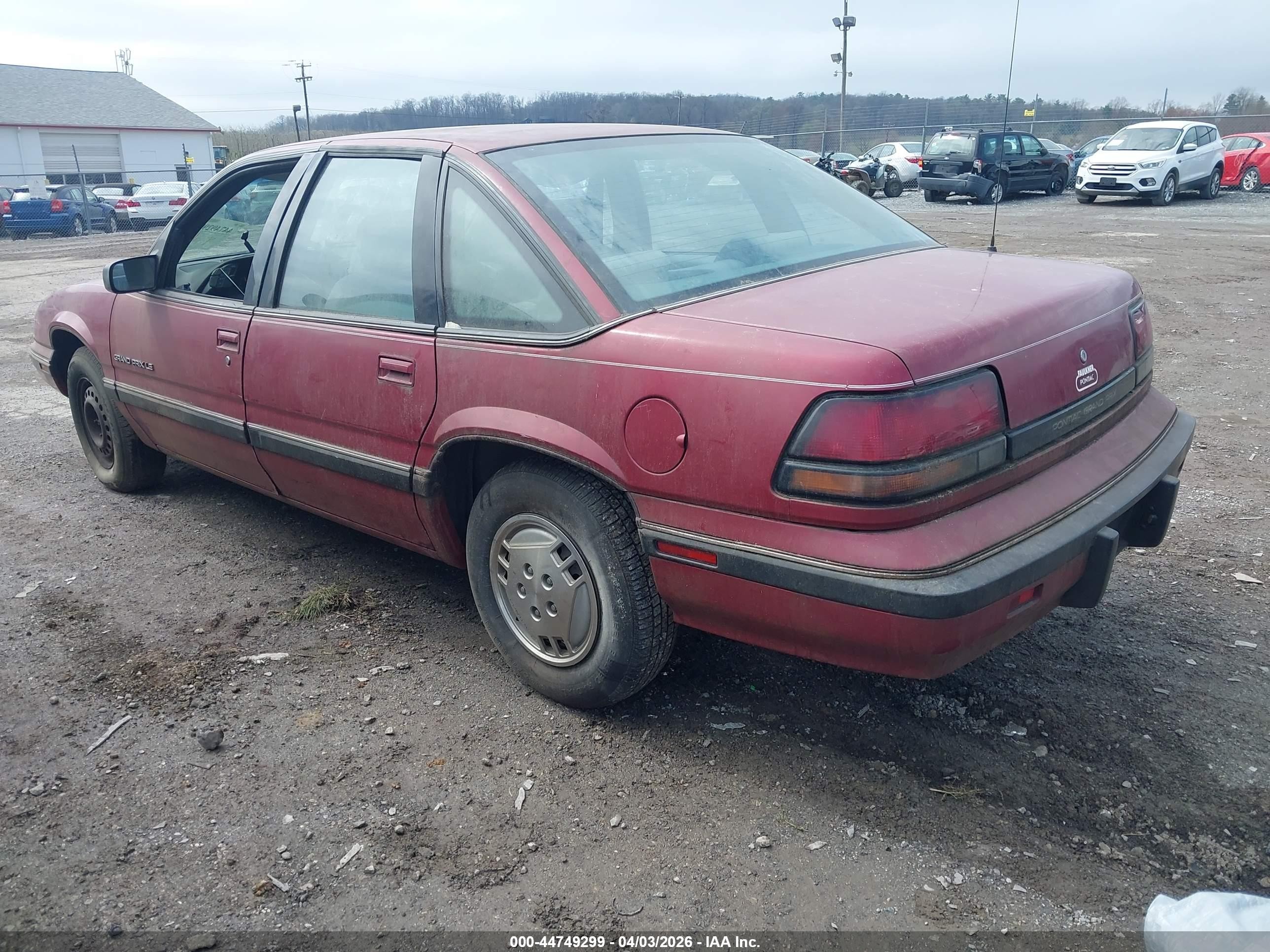 1990 Pontiac Grand Prix Le Maroon vin: 1G2WJ54T7LF282295