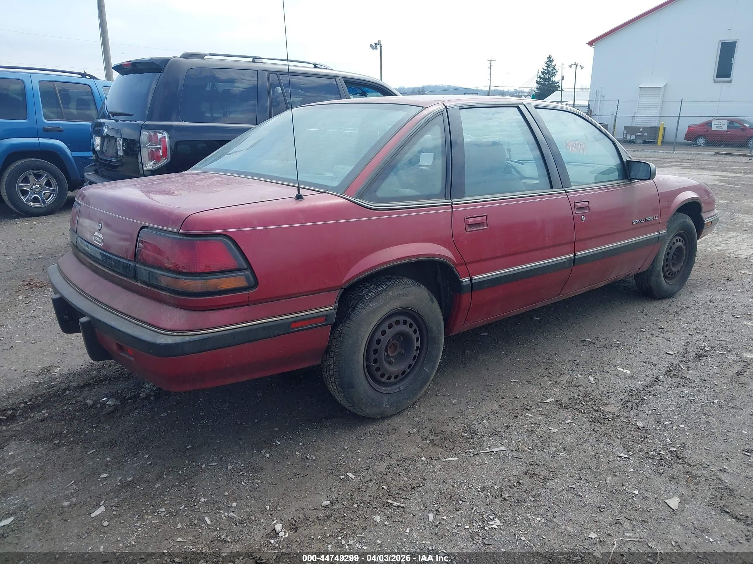1990 Pontiac Grand Prix Le Maroon vin: 1G2WJ54T7LF282295
