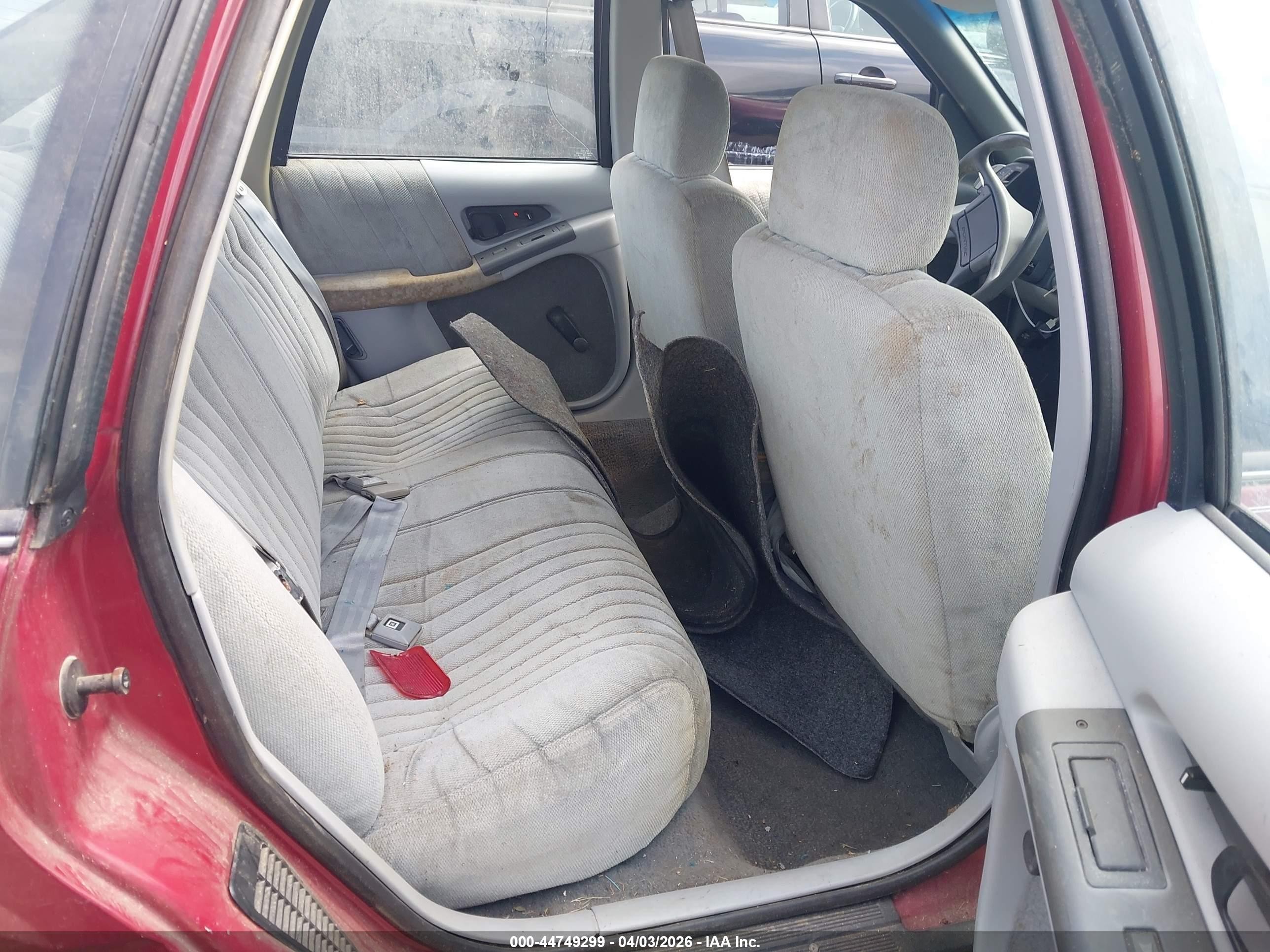 1990 Pontiac Grand Prix Le Maroon vin: 1G2WJ54T7LF282295
