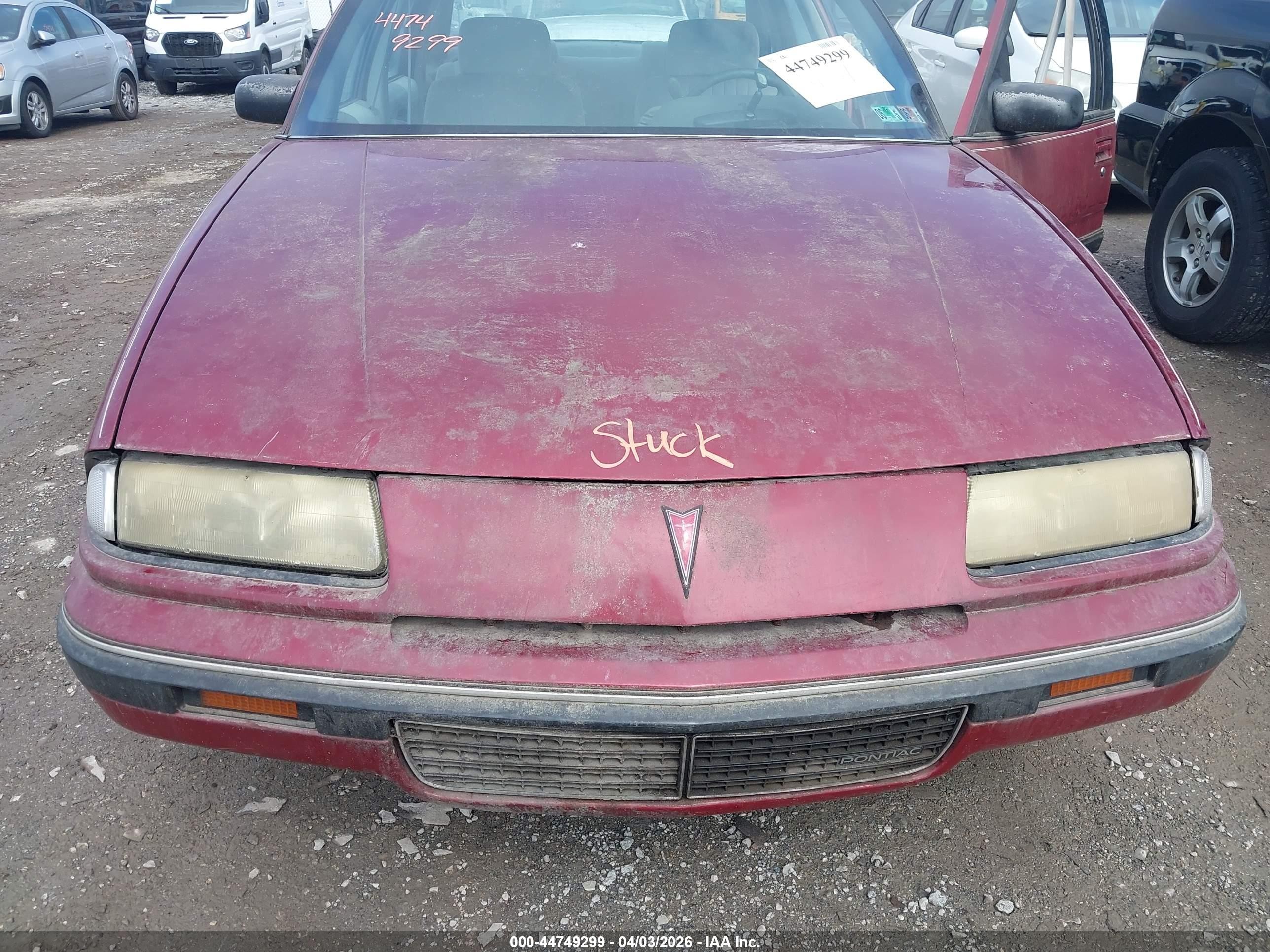 1990 Pontiac Grand Prix Le Maroon vin: 1G2WJ54T7LF282295